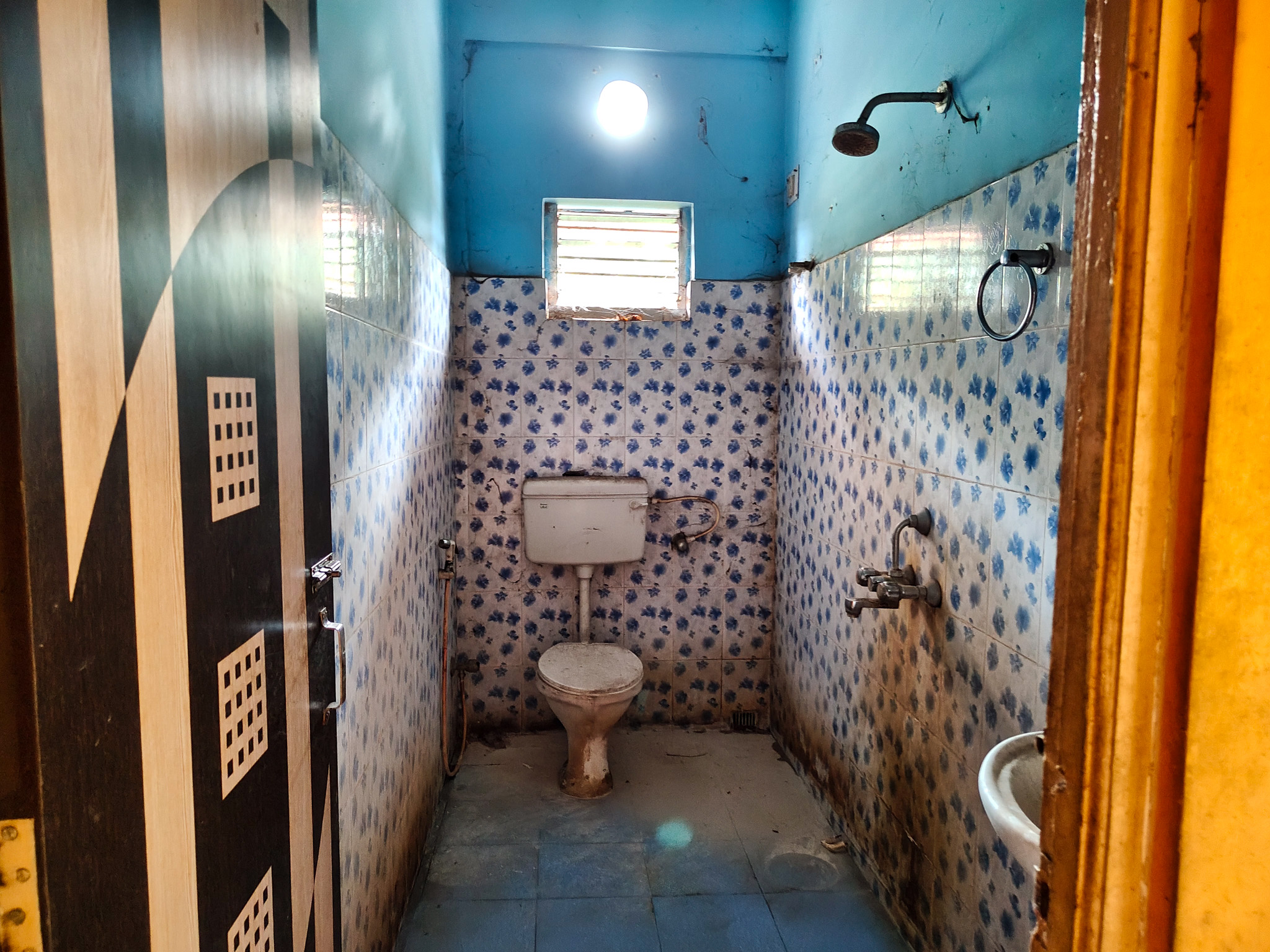 768 square feet Flat for sale in GARDEN REACH Kolkata — photo 4