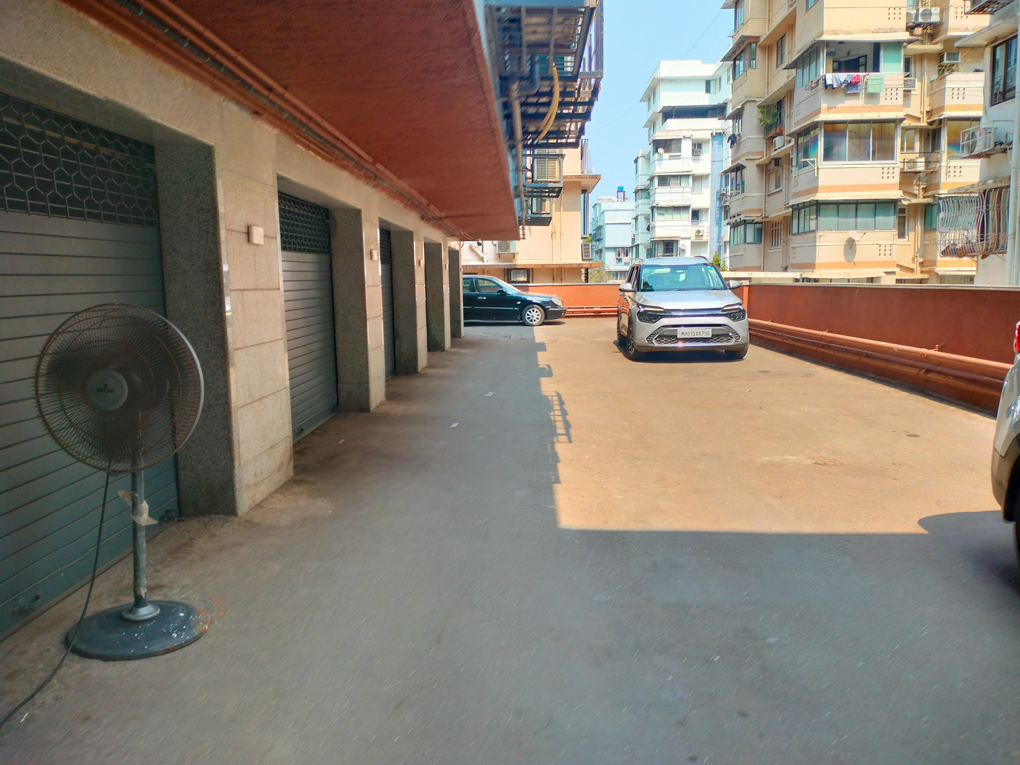 2 BHK Flat for sale in Himgiri CHS, Pedder Road Mumbai — photo 11