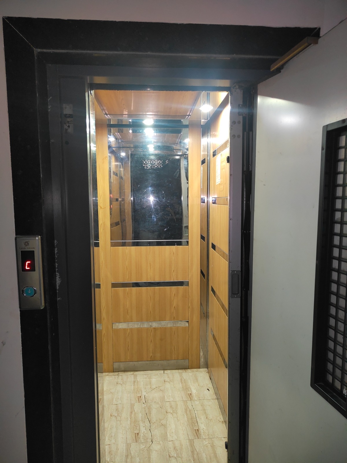 334 square feet Flat for sale in LABDHI GARDENS, DAHIWALI TARF WAREDI Matheran — photo 9