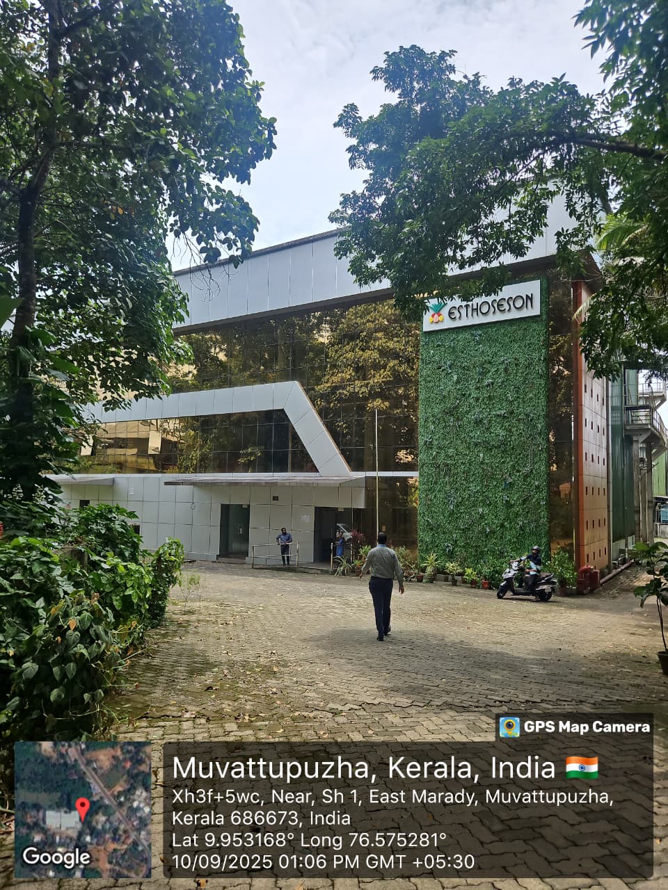 Shed with Plant and Machinery for sale in MUVATTUPUZHA Eramalloor — photo 3