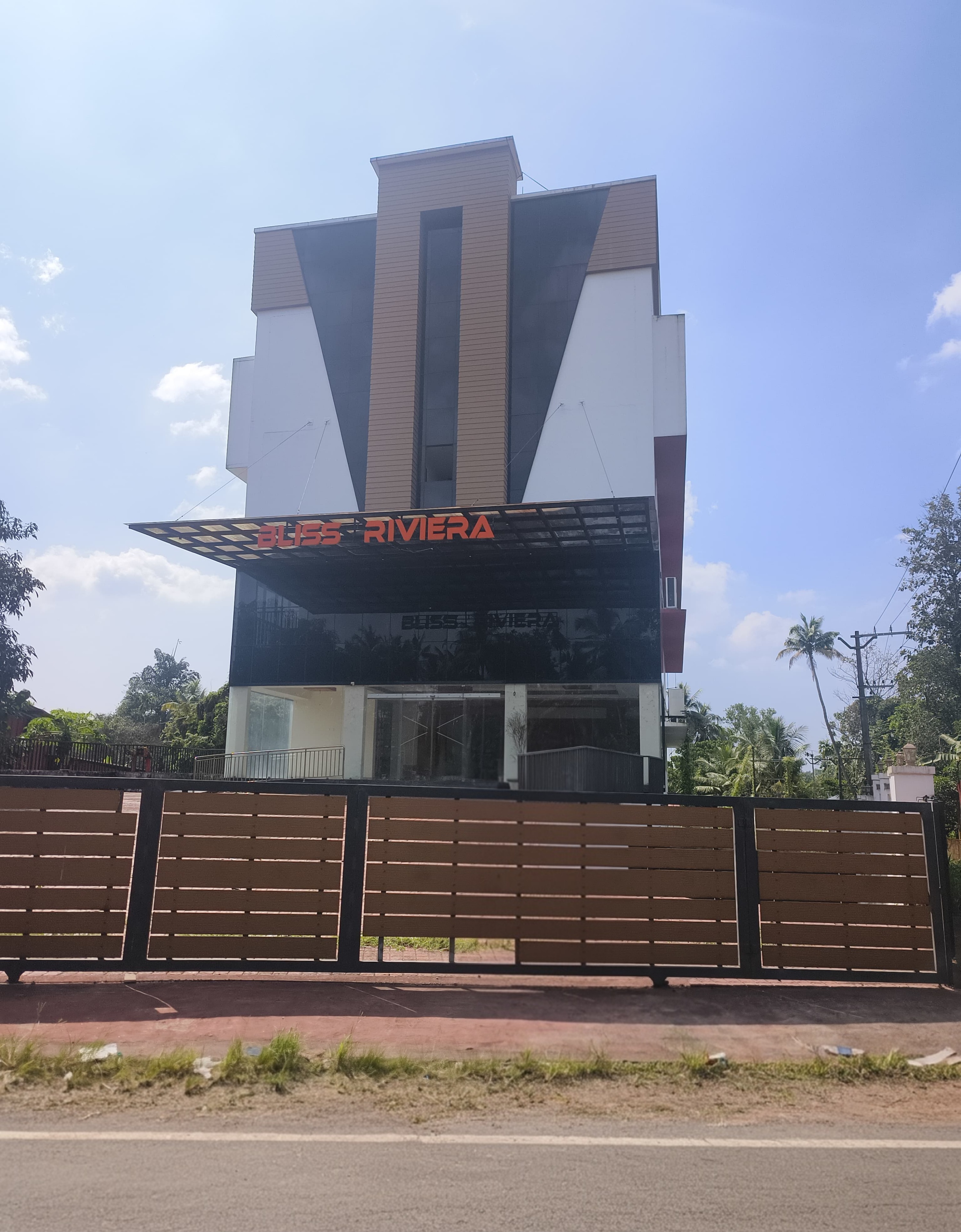 1579 square meter Hotel for sale in Nedumbassery — photo 1