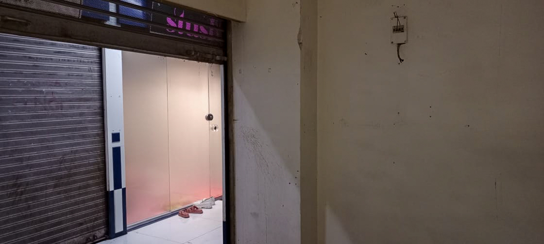 91 square feet Shops for sale in Mumbai — photo 1