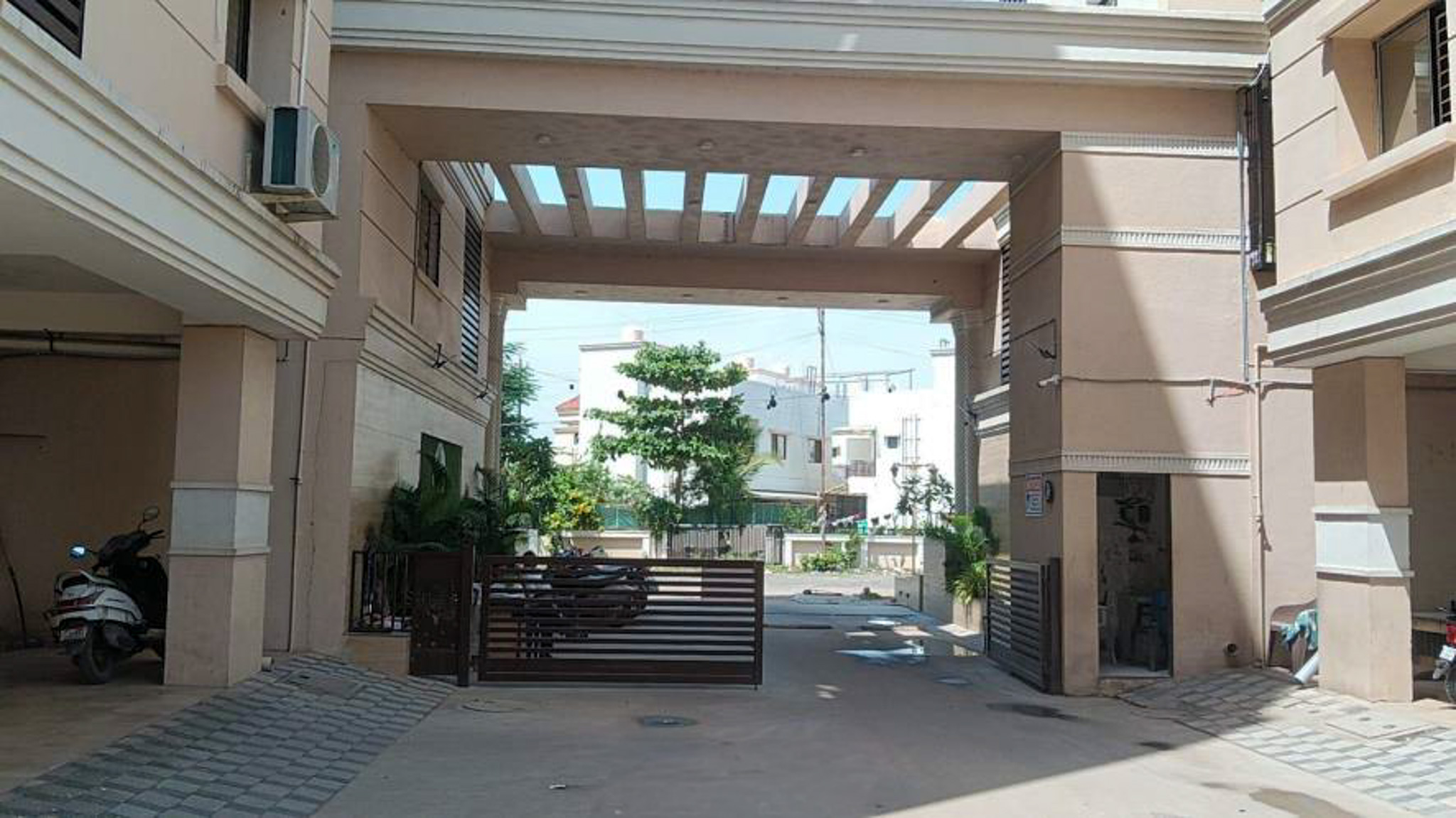 2 BHK Flat for sale in AARYA ELITE, Bill Vadodara — photo 8