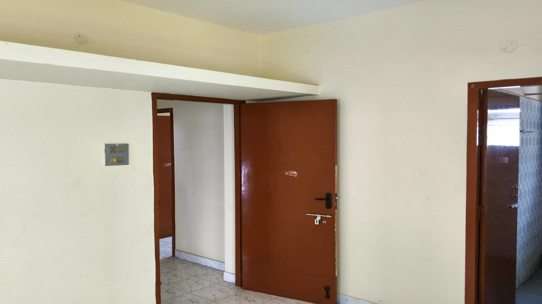 1200 square feet Individual House for sale in  Wood Creek County, Nandambakkam Chennai — photo 11