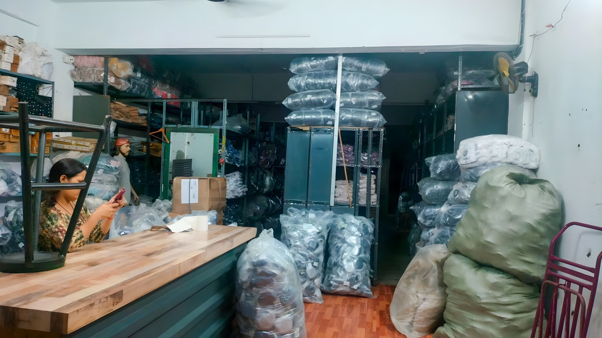 1100 square feet Shops for sale in Mumbai  Mumbai — photo 1