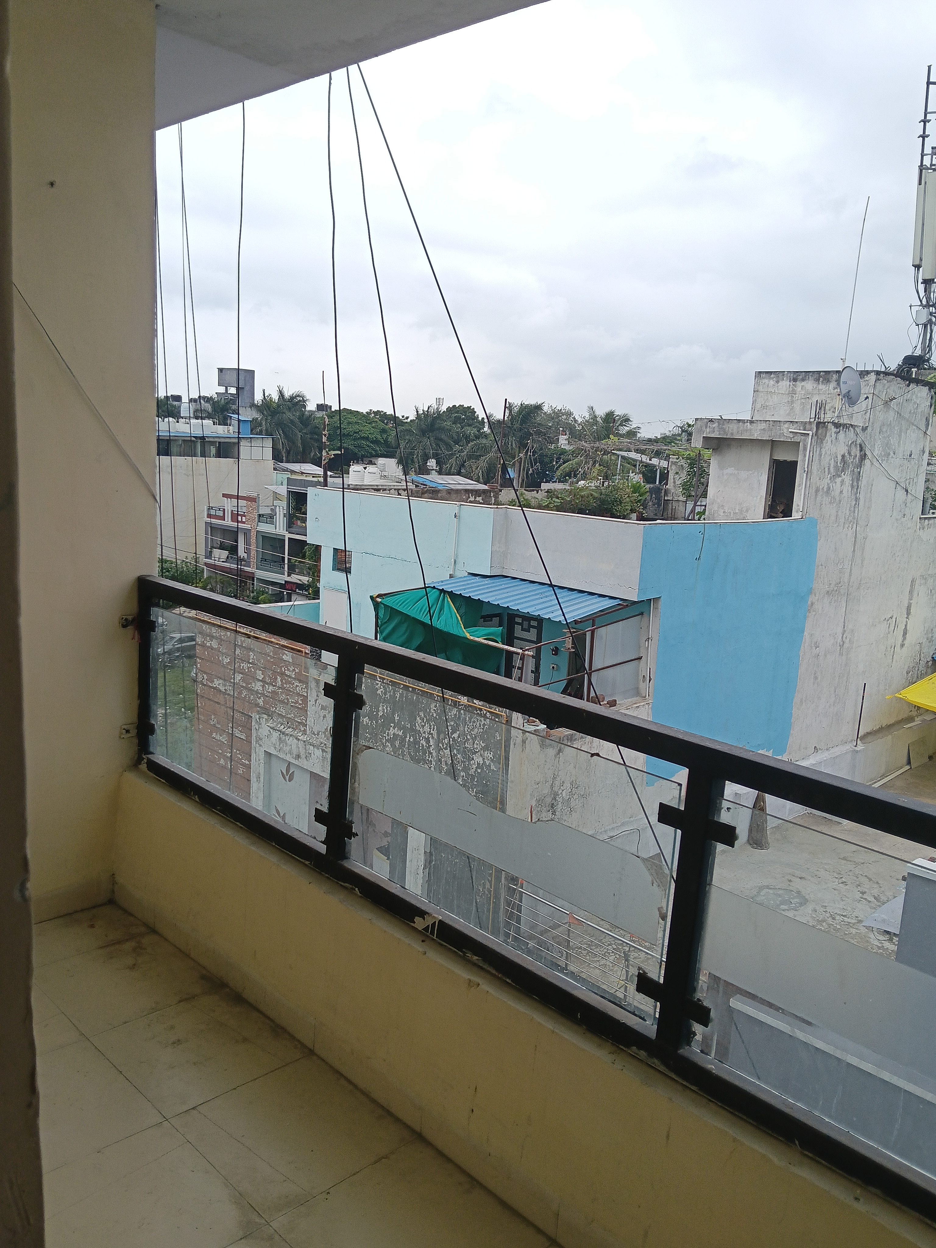750 square feet Flat for sale in Shri Krishna Planet, LIMBODI Indore — photo 6