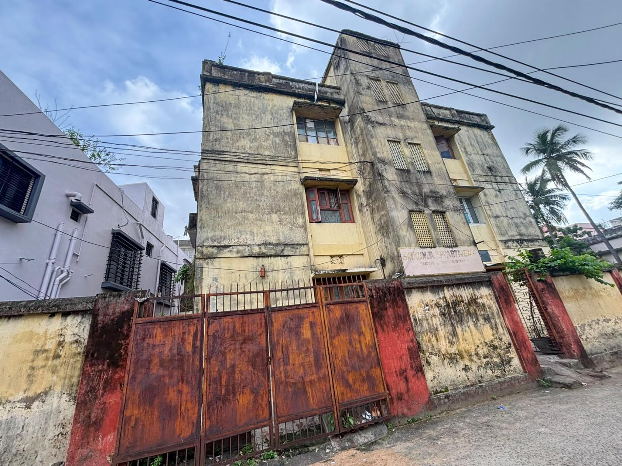 672 square feet Individual House for sale in BAJRAKABATI ROAD Cuttack — photo 5