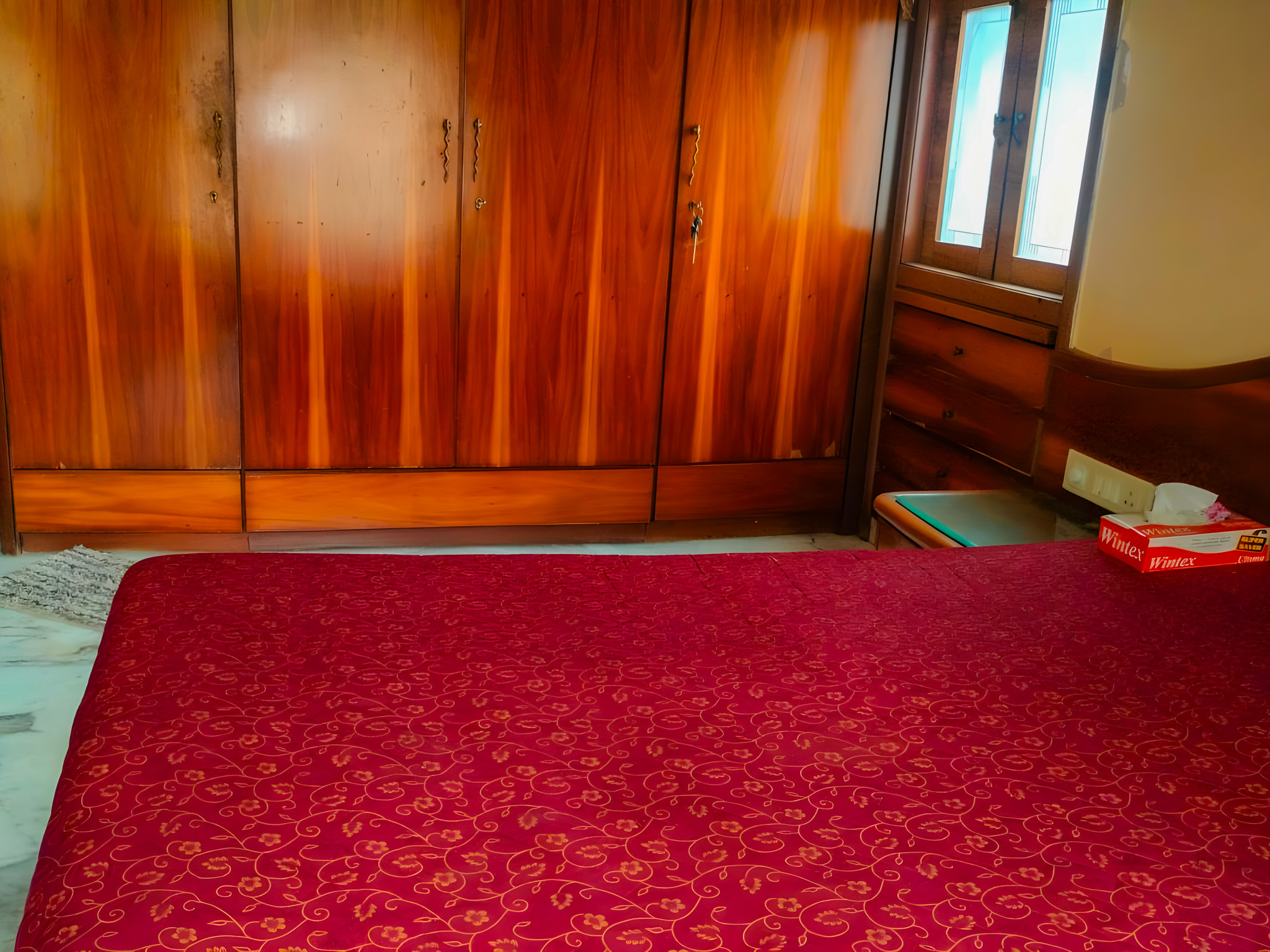Flat for sale in Khar Village, Bandra District Mumbai — photo 8