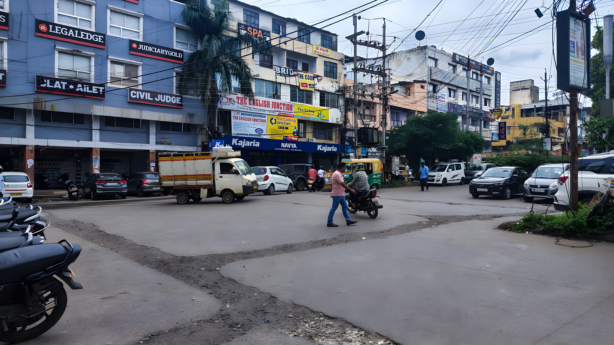 Flat for sale in Bhopal — photo 1