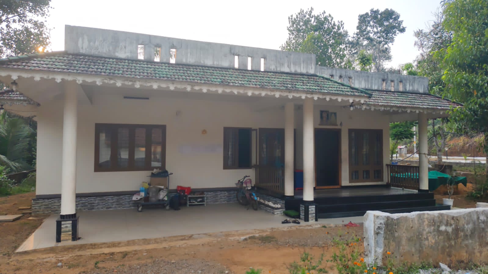 Individual House for sale in Vazhakulam — photo 1