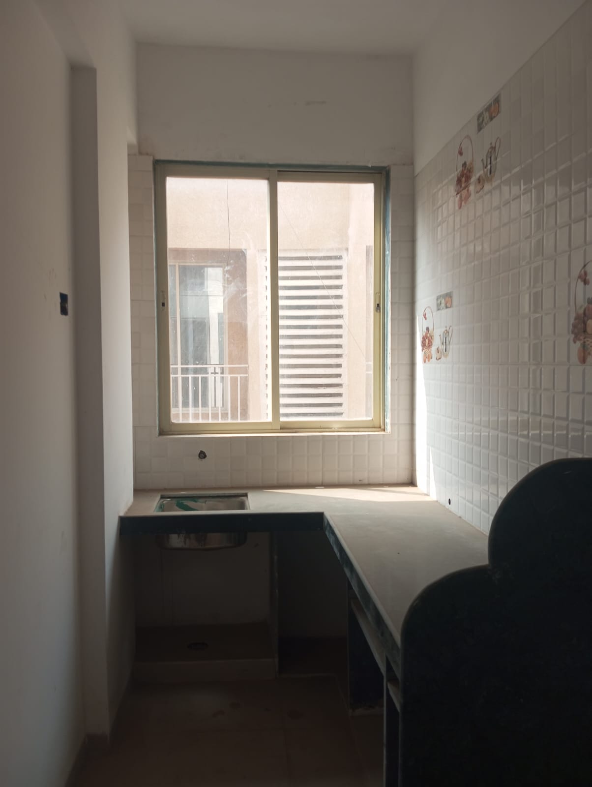 34.66 square meter Flat for sale in Hill Crest Aprtment, Village Mamdapur, Taluka-Karjat, District Raigad Matheran — photo 4