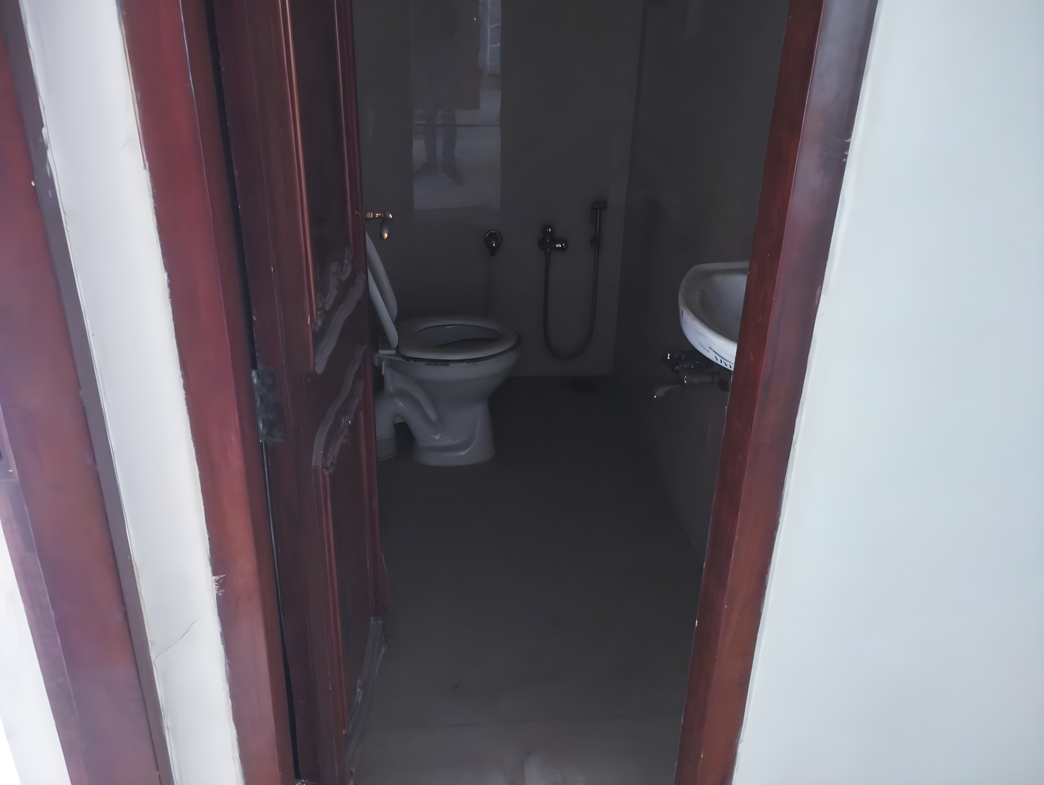 5 BHK Flat for sale in Hari Om Tower, Ahmedabad, Gujarat. Ahmedabad — photo 18