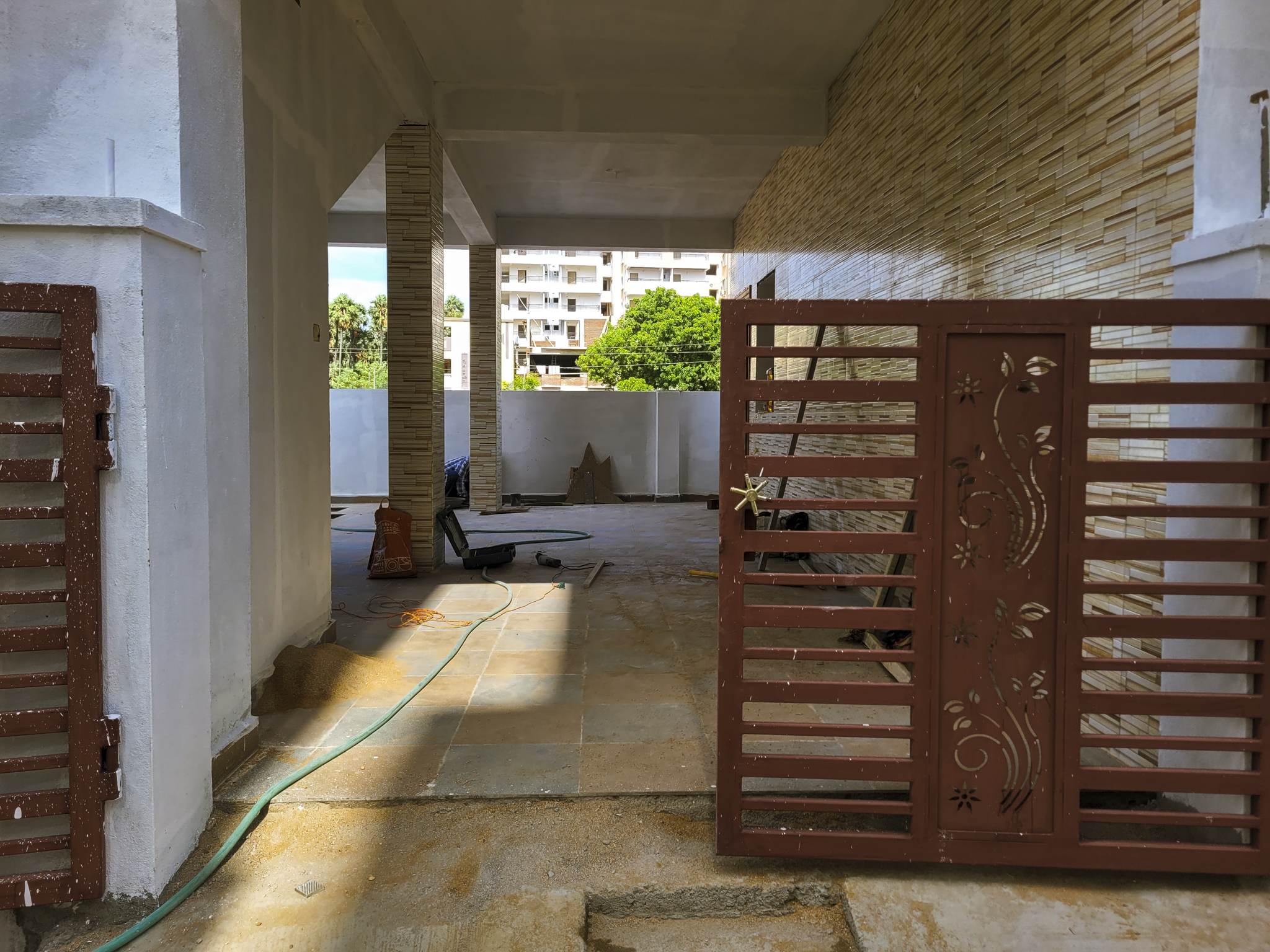 1864 square feet Individual House for sale in A semi-finished (GF+1),Cherlopalle Gram Panchayat and Village,, Survey No.223-5,223/5B,223-6,223/6B,Plot No.2, in the name of Cheenepalli Lakshmi Sujana, cherlopalli Village, Account No.54, Cherlopalli Gr — photo 3