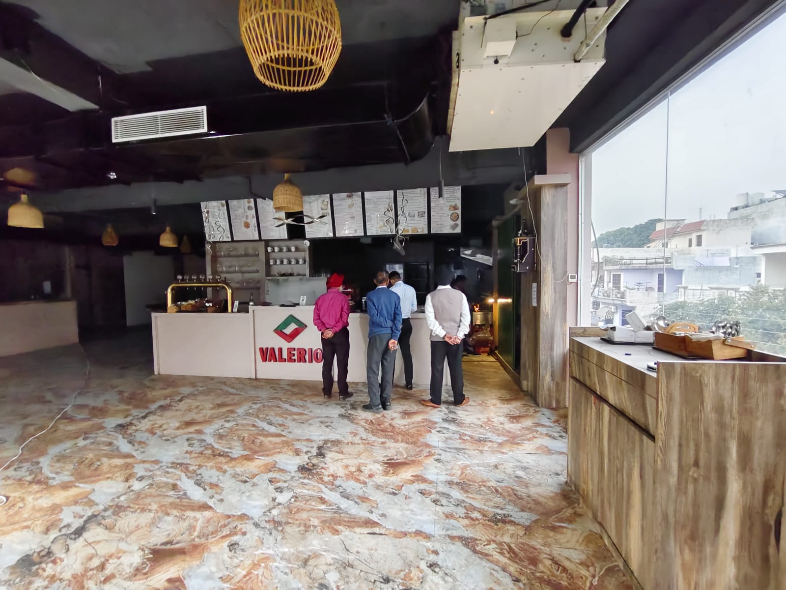 MOVABLES FURNTIURE FIXTURES KITCHEN MACHINERY AND EQUIPMENTS for sale in FIRST FLOOR 277 R  MODEL TOWN  JALANDHAR Jalandhar — photo 1