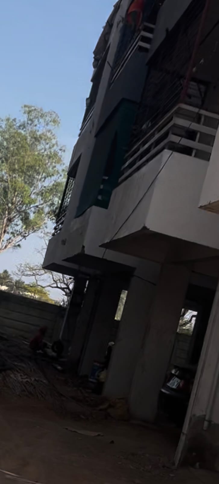 42.3 square meter Flat for sale in Karad — photo 1