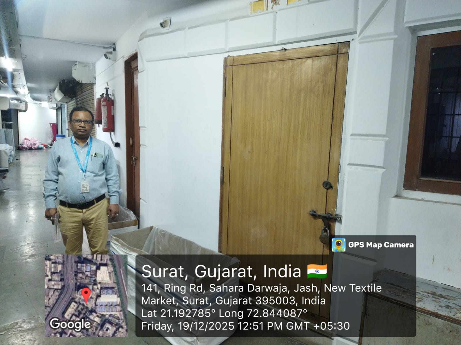 180 square feet Shops for sale in Surat — photo 1