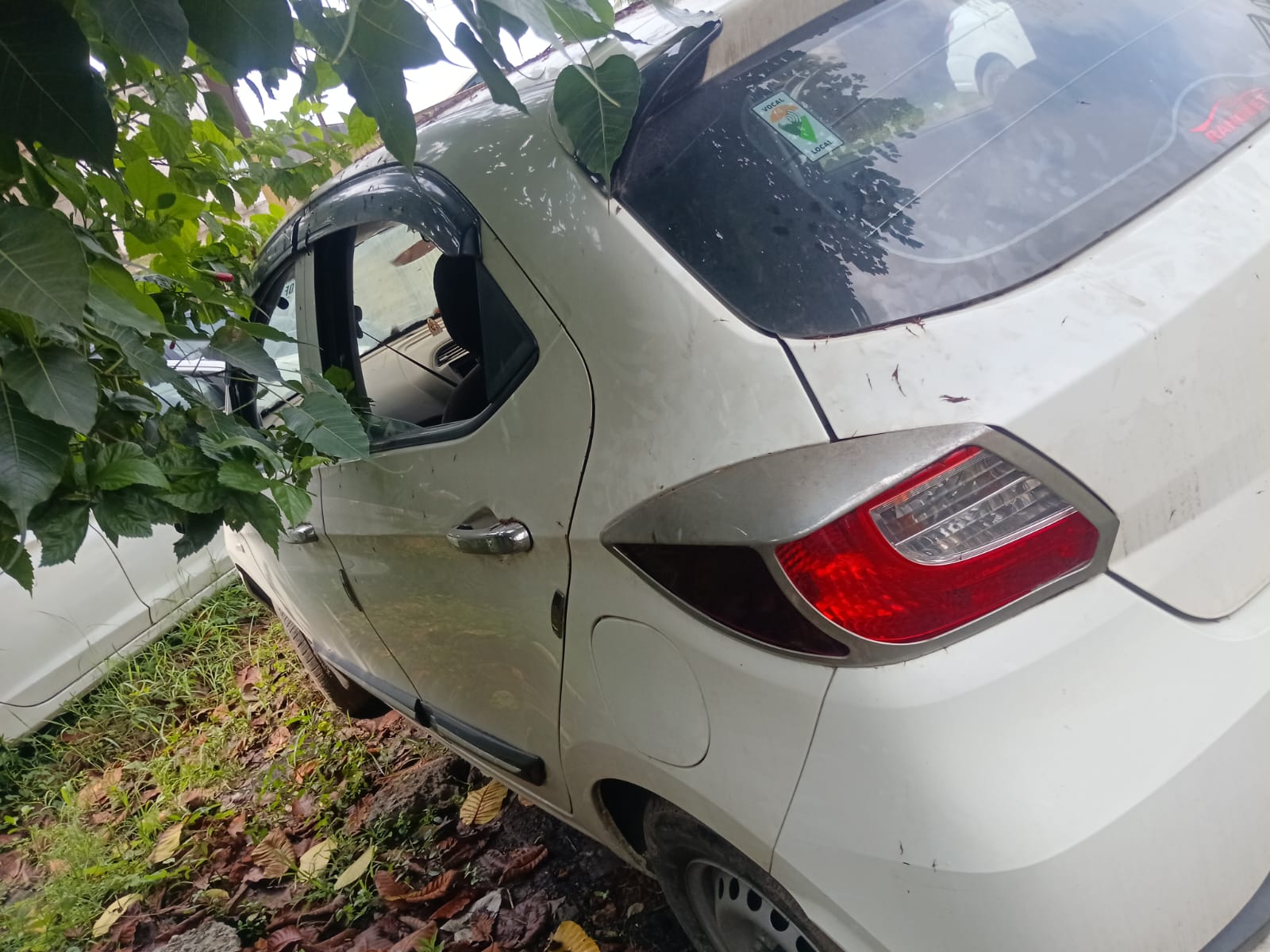 2024 Tata Tiago XE MT Hatchback 10000 km 2 years for sale in DANKUNI AUTO PARK ZONE Kolkata — photo 1