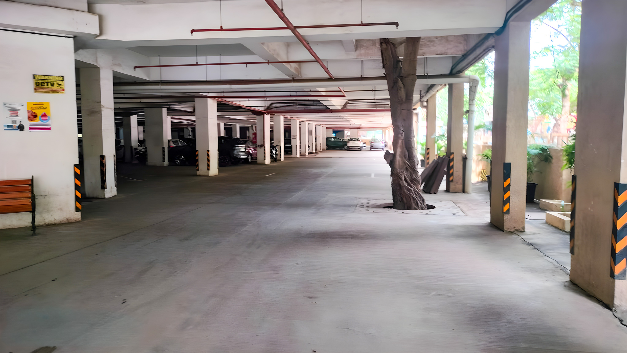 Flat for sale in kandivali east Mumbai — photo 17