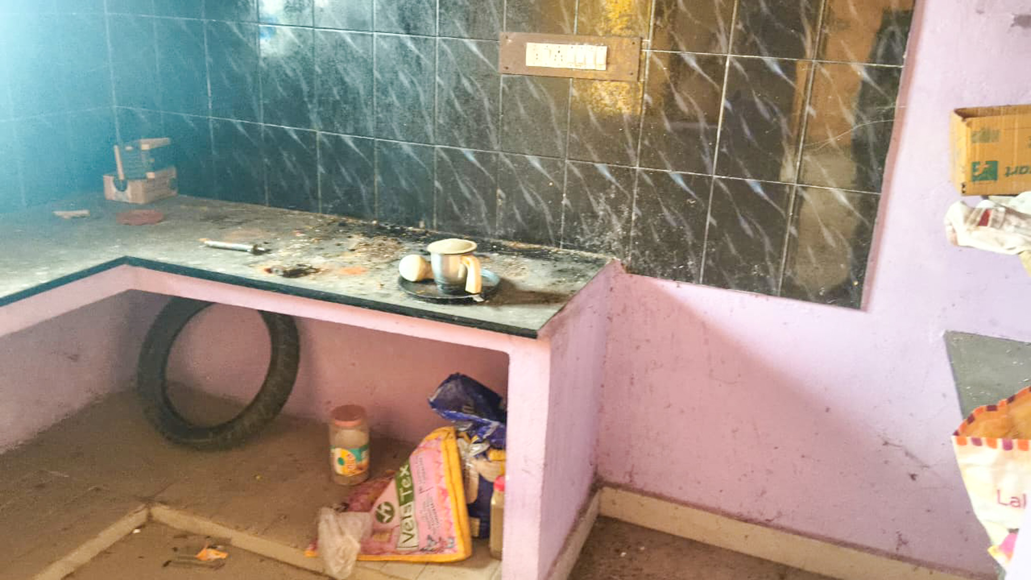 1284 square feet Flat for sale in Mahindra World City — photo 2