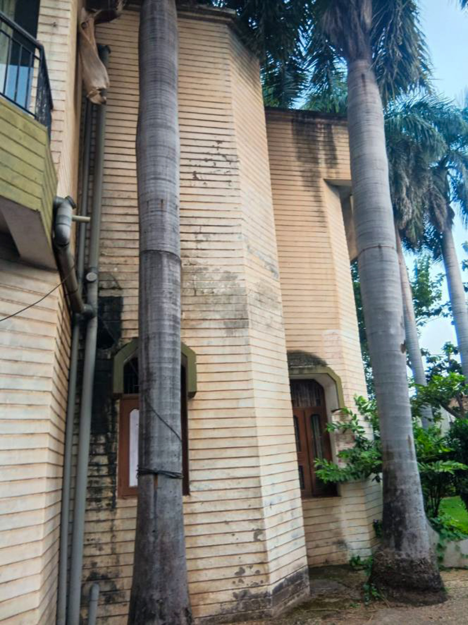 2185 square feet Individual House for sale in Integrated Industrial Development Centre Lamtara — photo 4
