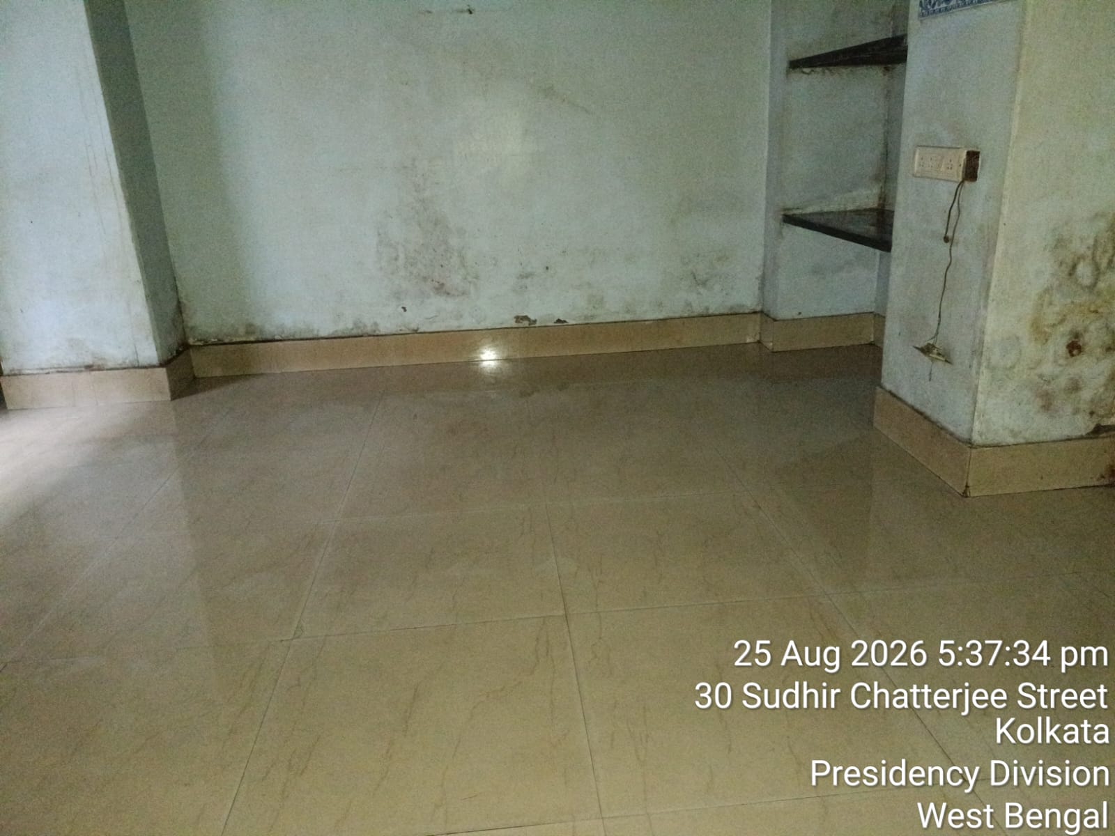 401 square feet Individual House for sale in GIRISH PARK Kolkata — photo 5
