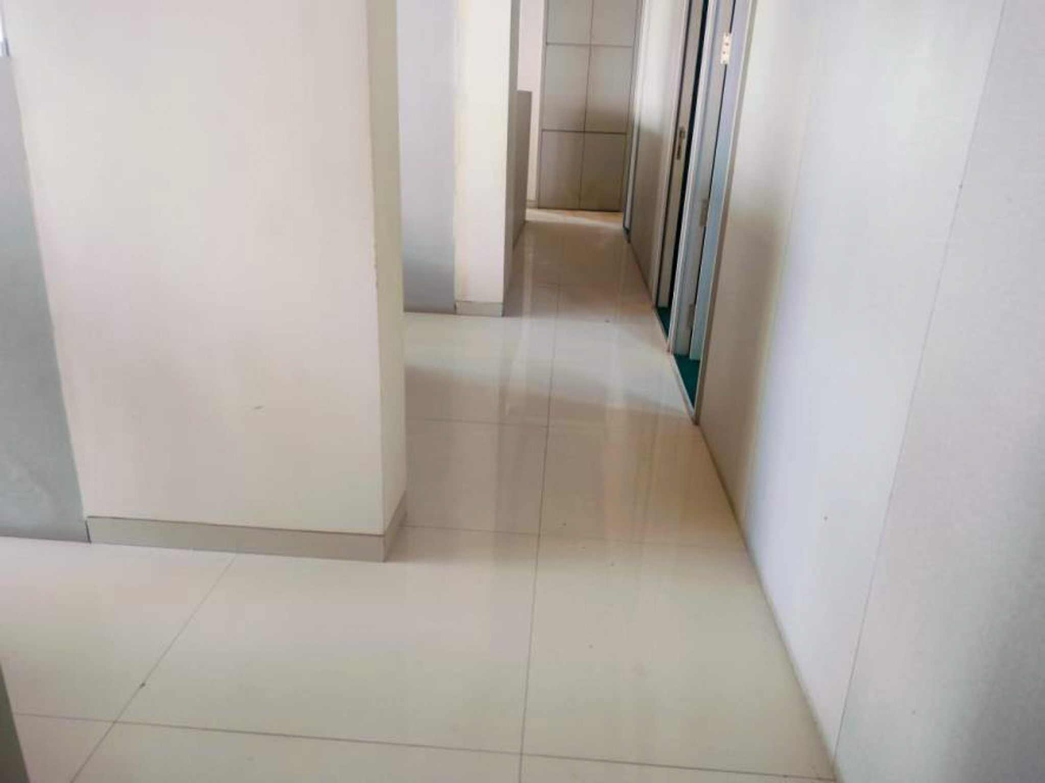 816 square feet Flat for sale in SAPPHIRE CHSL, KALYAN WEST Kalyan — photo 3
