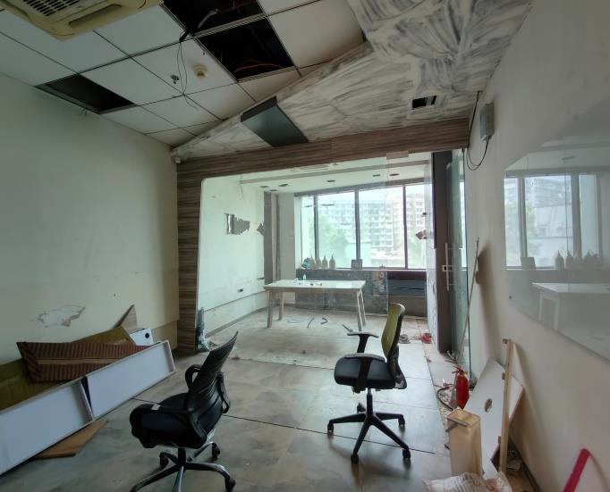 406 square feet Office for sale in Mumbai — photo 3