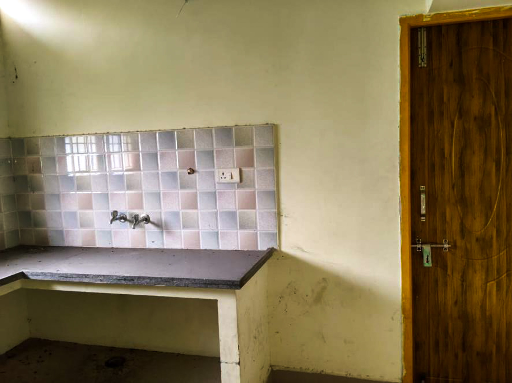 938 square feet Flat for sale in Kelambakkam — photo 7