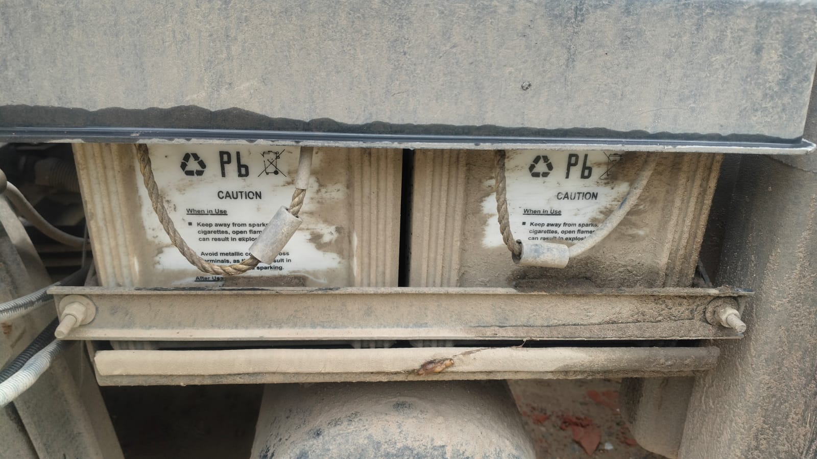 2025 Ashok Leyland AVTR 5525 Tractor Trailer 102213 km 1 year for sale in BAJAJ GARAGE Prayagraj — photo 12