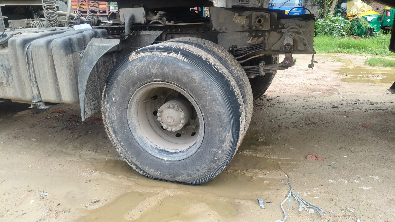 2025 Ashok Leyland AVTR 5525 Tractor Trailer 102213 km 1 year for sale in BAJAJ GARAGE Prayagraj — photo 1