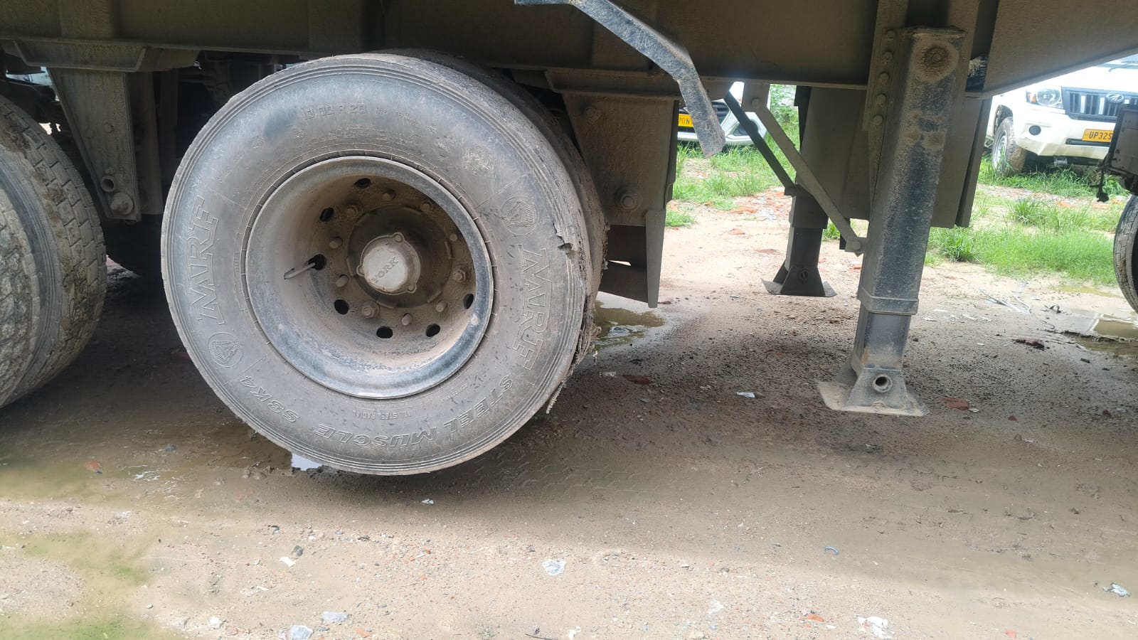 2025 Ashok Leyland AVTR 5525 Tractor Trailer 102213 km 1 year for sale in BAJAJ GARAGE Prayagraj — photo 14