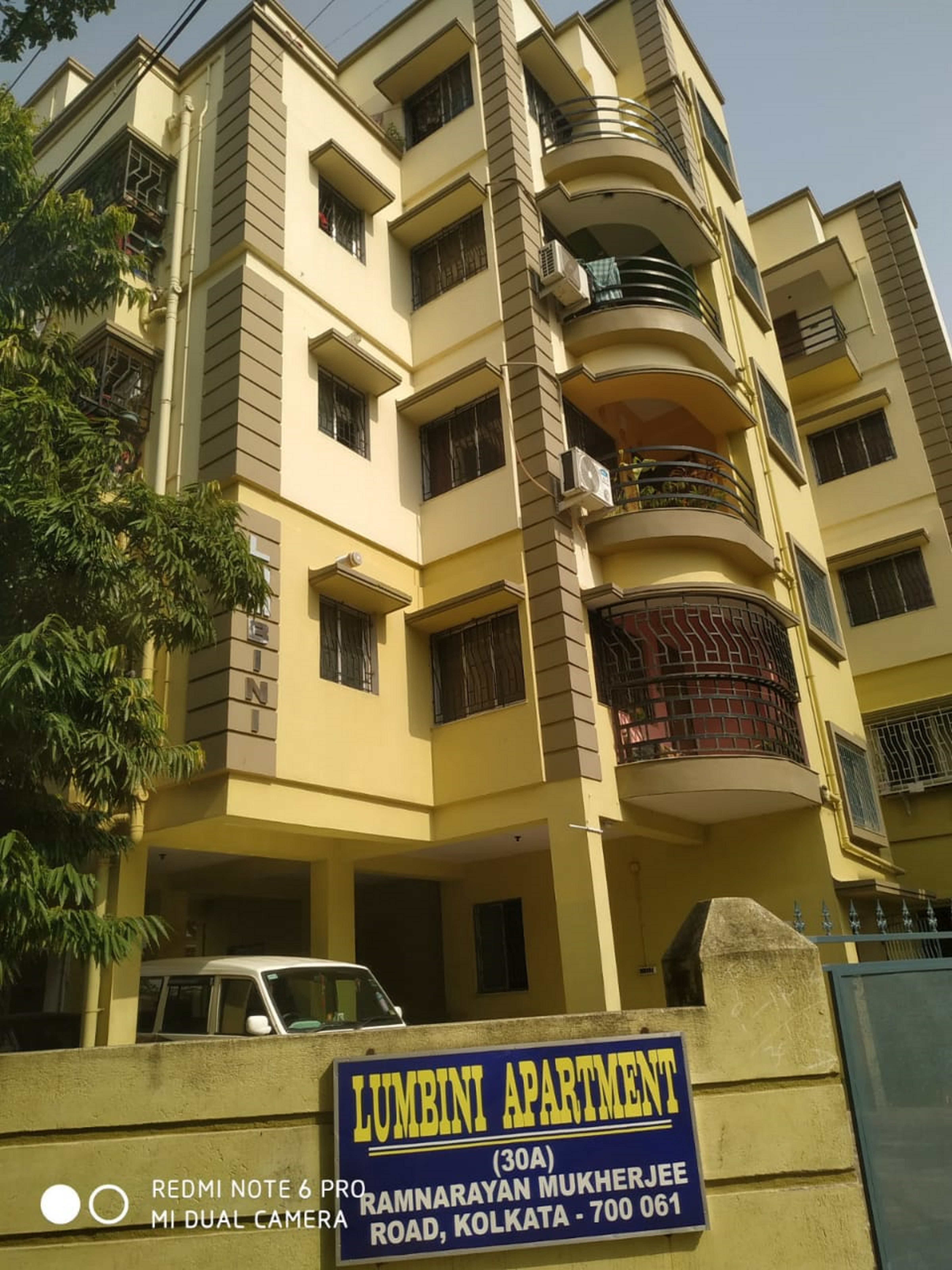 Flat for sale in Lumbini Apartment, Behala, Thakurpukur, Kolkata Kolkata — photo 1