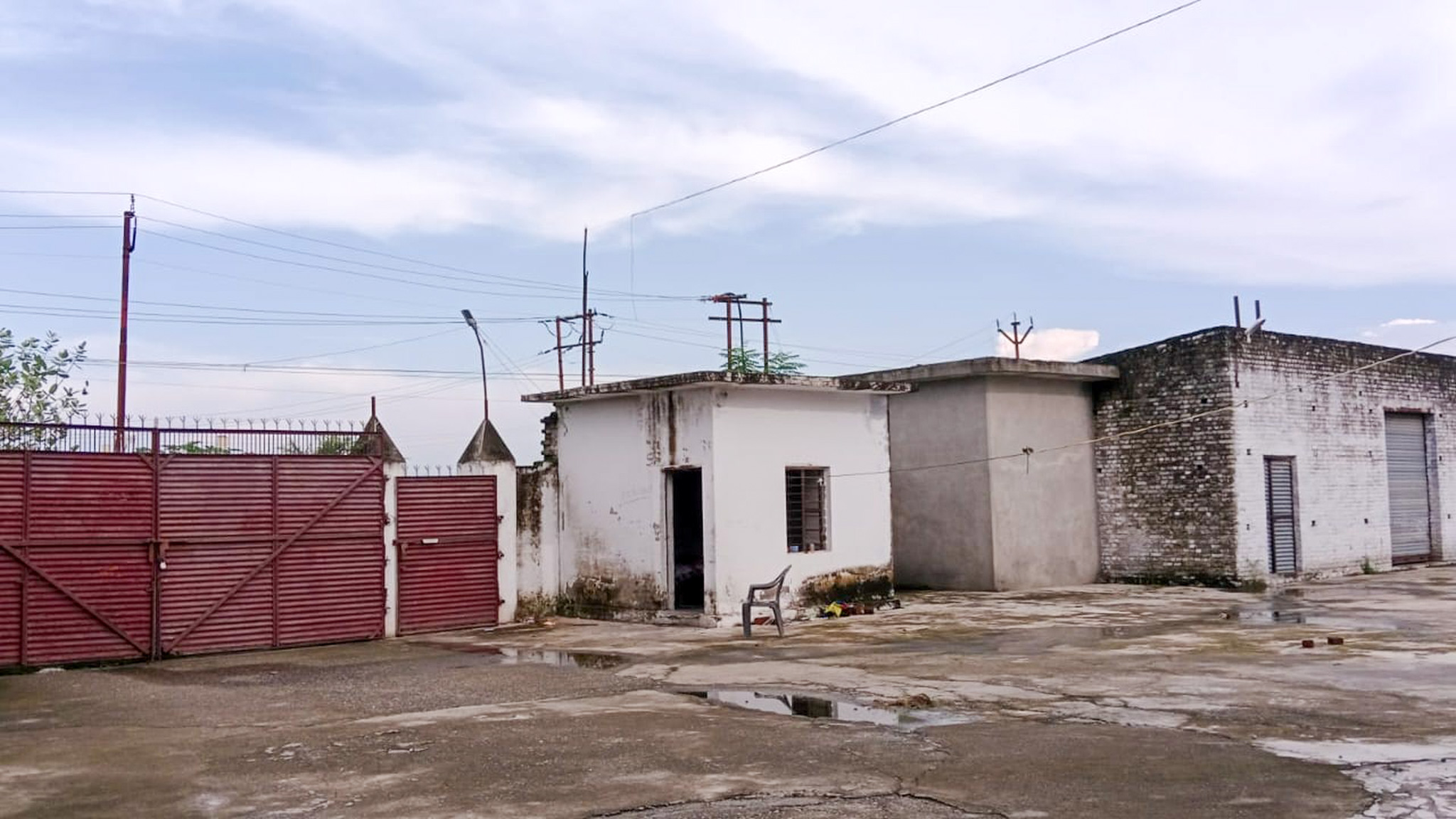 Industrial Plot with Factory Building for sale in Sitarganj ESIPL Sitarganj — photo 1