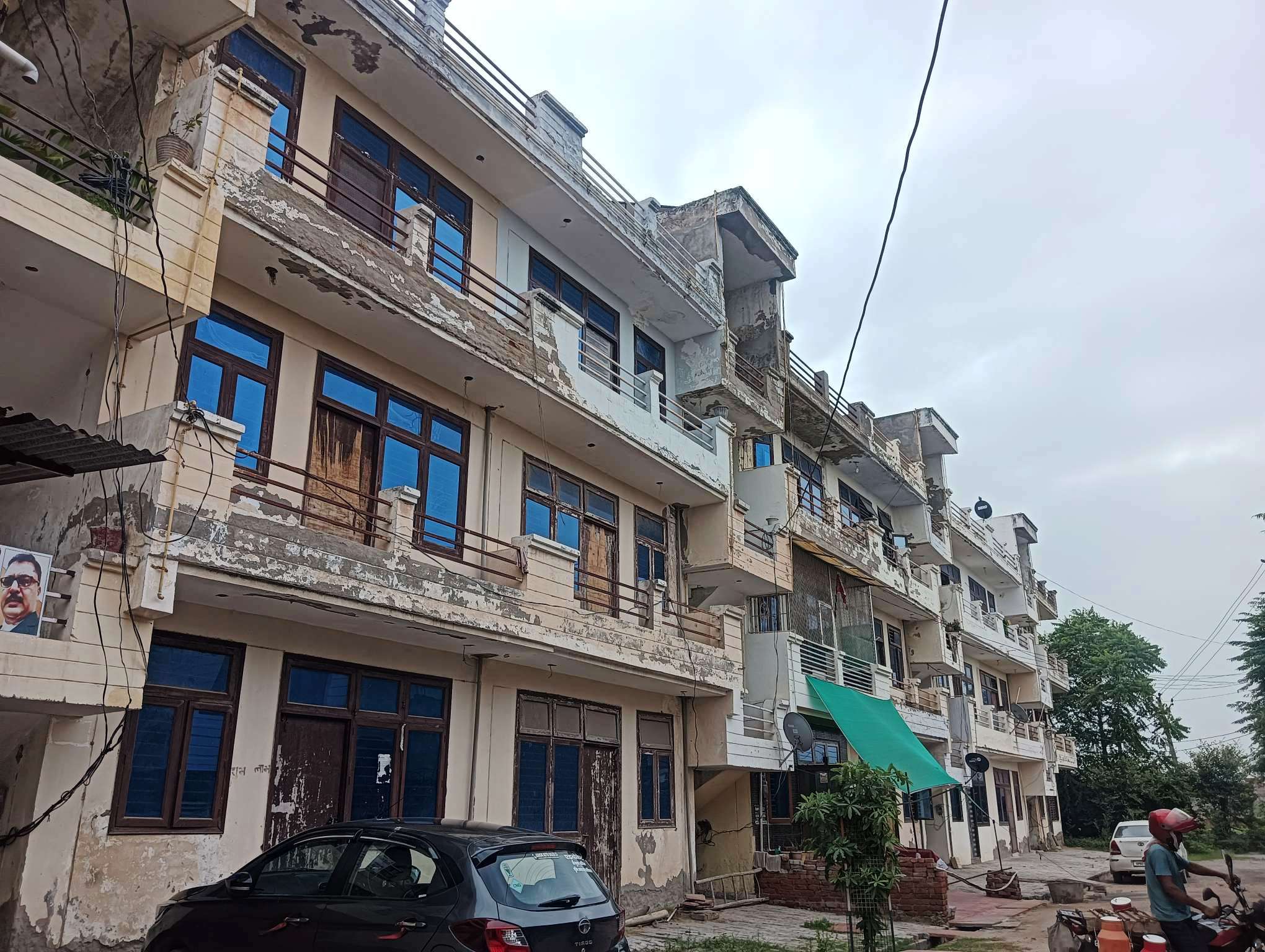 Flat for sale in Agra — photo 5
