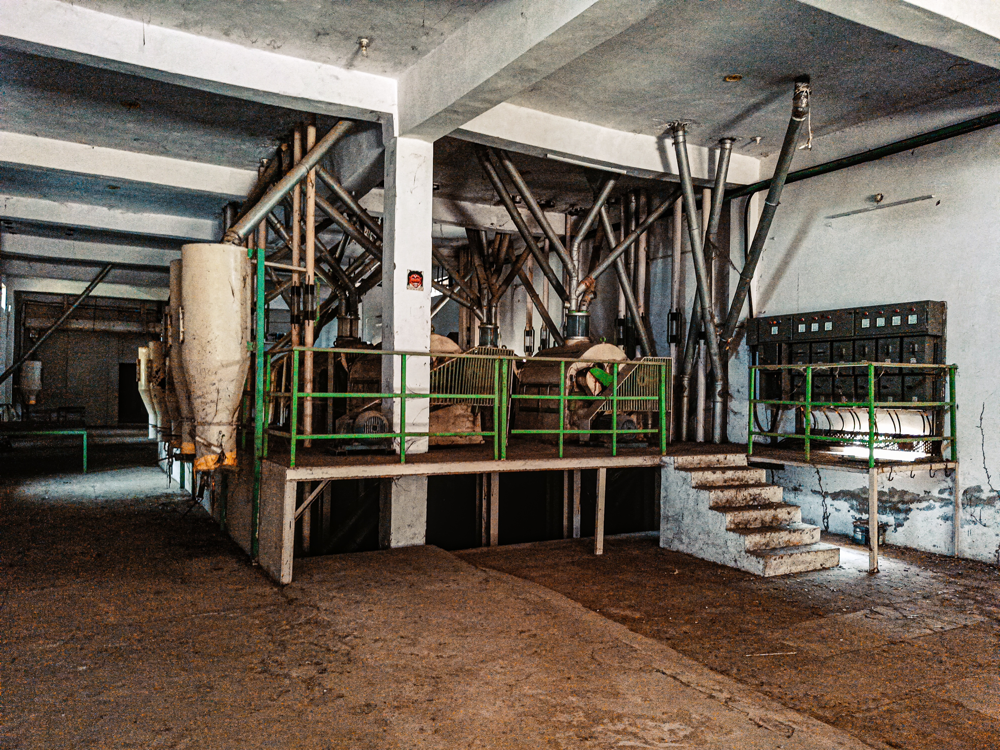 Shed with Plant and Machinery for sale in 27°39'37.36"N 78° 4'27.11"E Garhi Tamana — photo 6