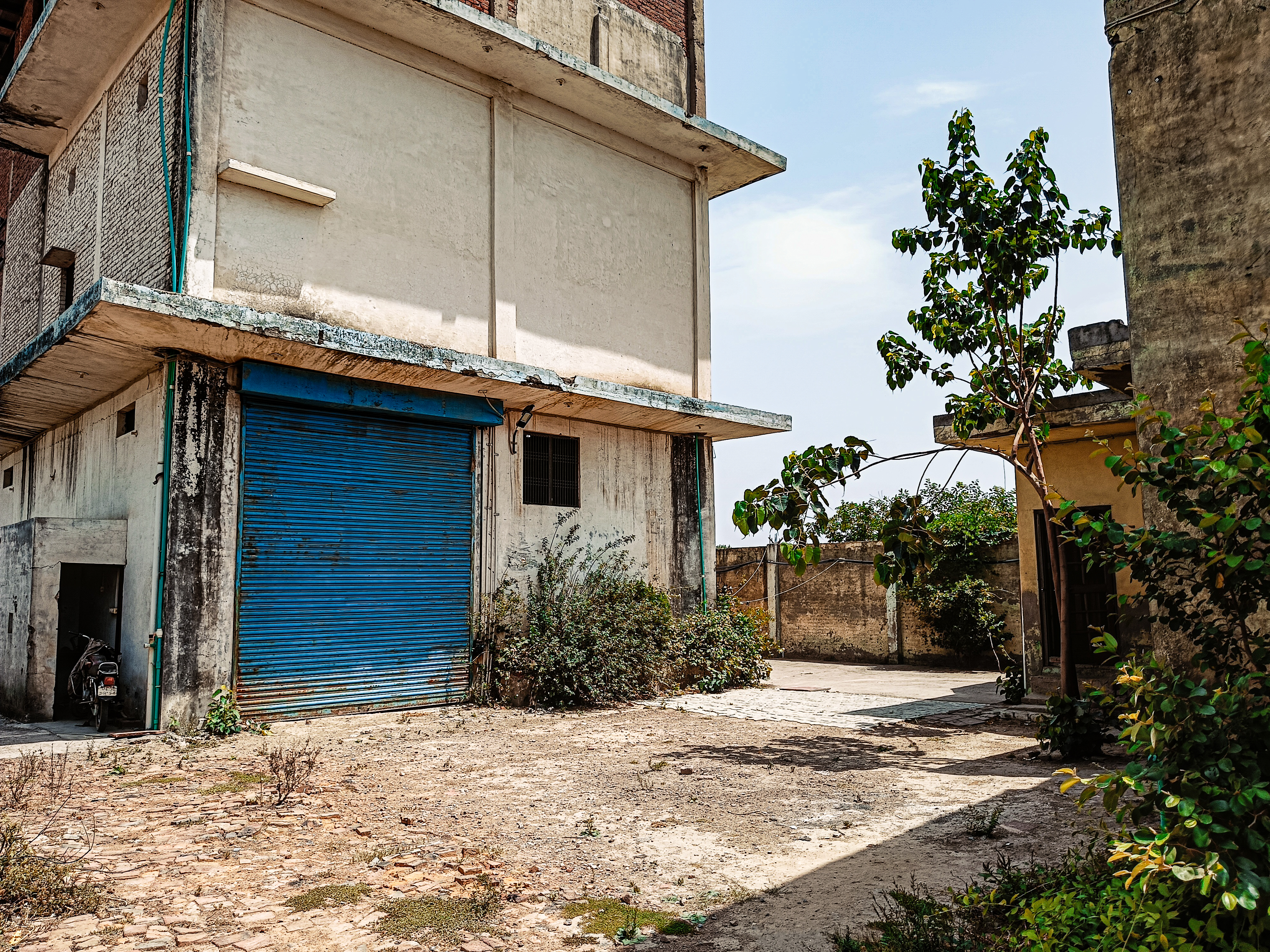 Shed with Plant and Machinery for sale in 27°39'37.36"N 78° 4'27.11"E Garhi Tamana — photo 3