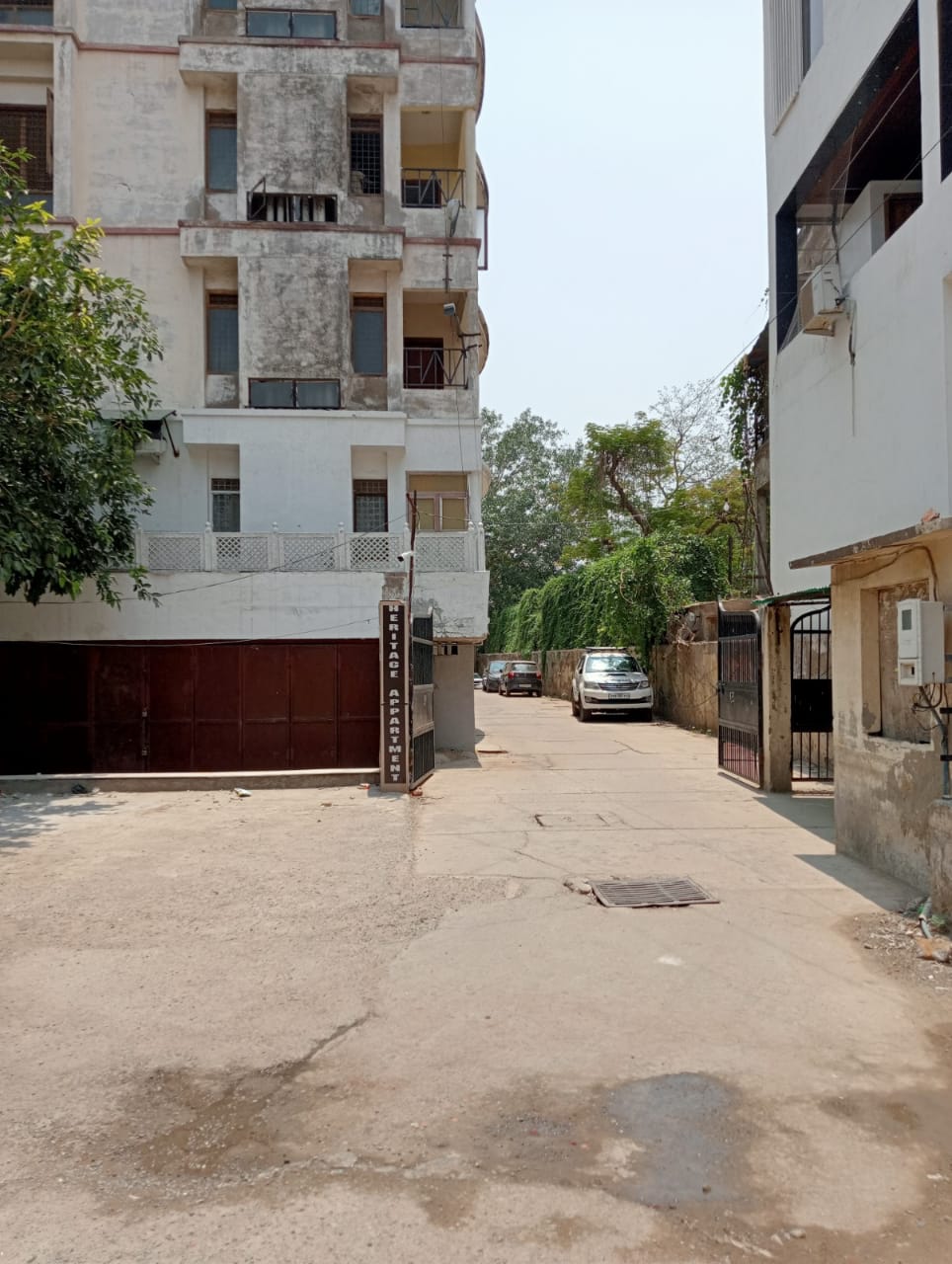 Flat for sale in Agra — photo 4