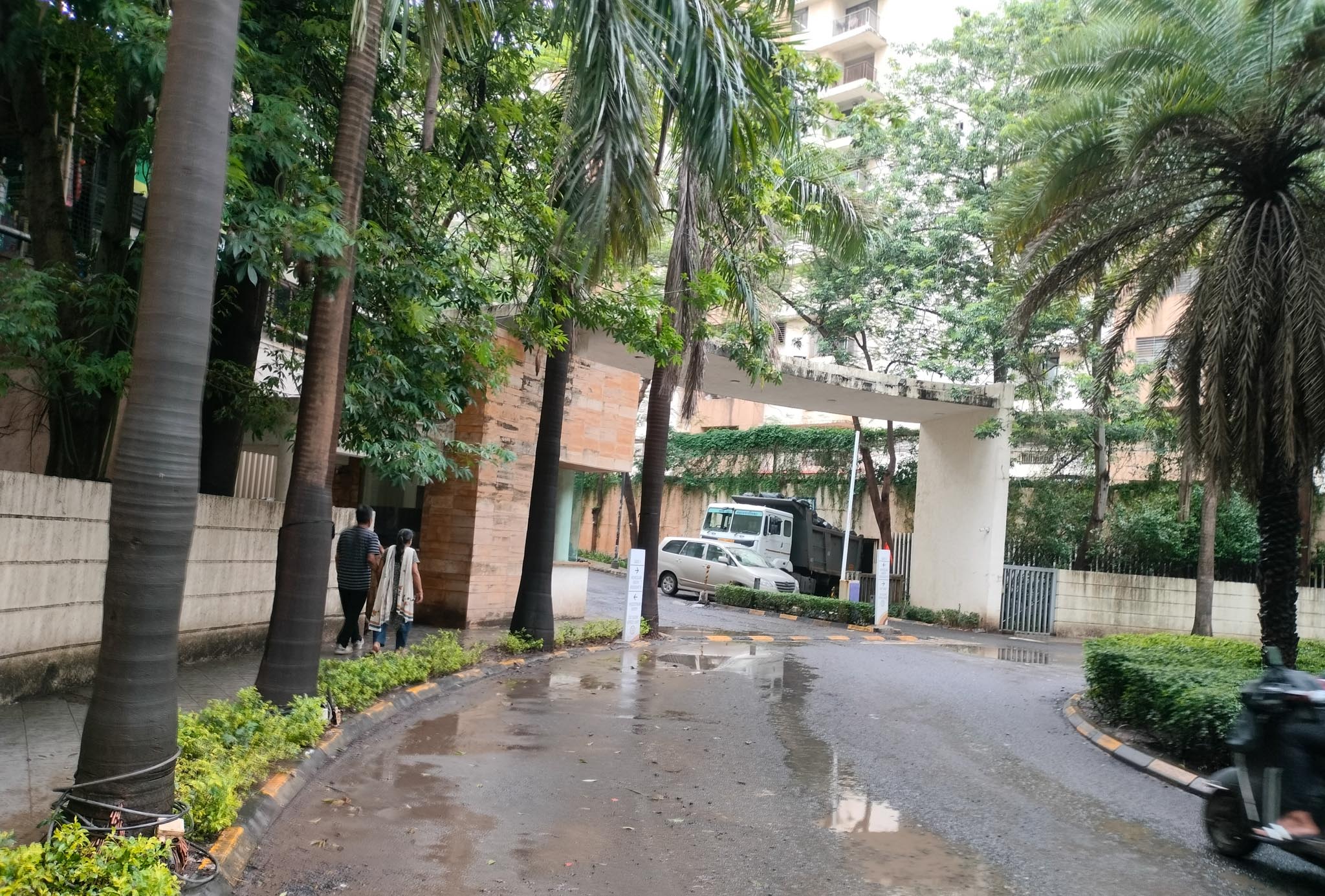 2 BHK Flat for sale in Lodha Splendora, Thane Thane — photo 2