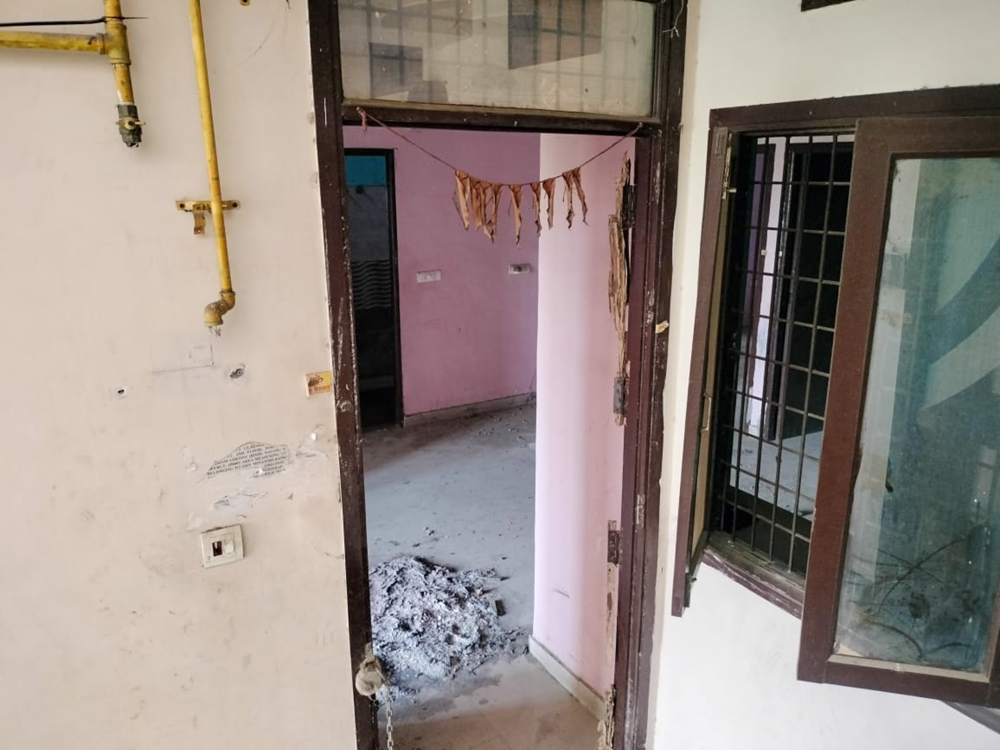 1050 square feet Flat for sale in Rishi nagar baghpat road meerut Meerut — photo 1