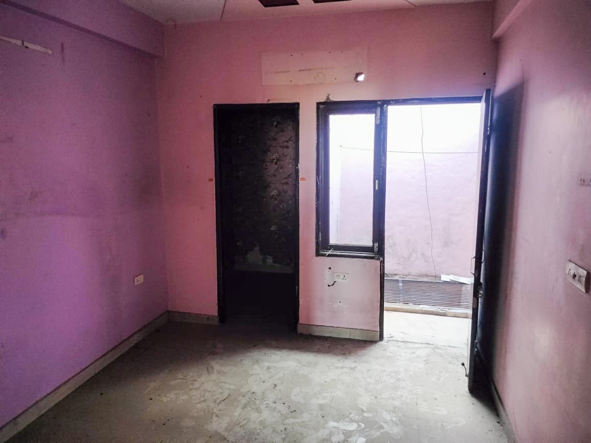 1050 square feet Flat for sale in Rishi nagar baghpat road meerut Meerut — photo 5