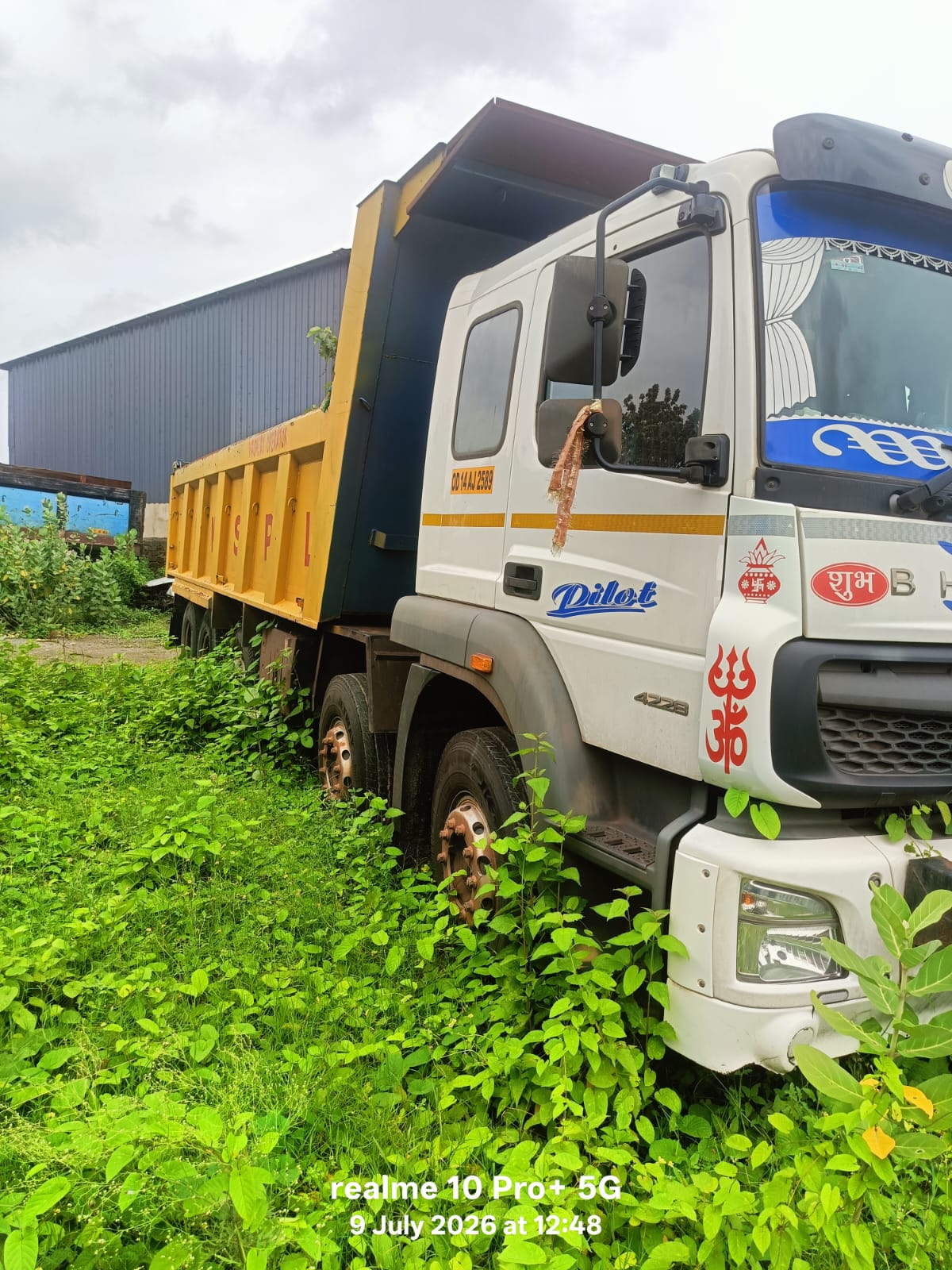 BHARAT BENZ 4228R 10X2, BSVI-1, REGD NO. OD 14 AJ 2589, DAILMER INDIA COMMERCIAL VEHICLES PVT. LTD. for sale in Sambalpur — photo 2