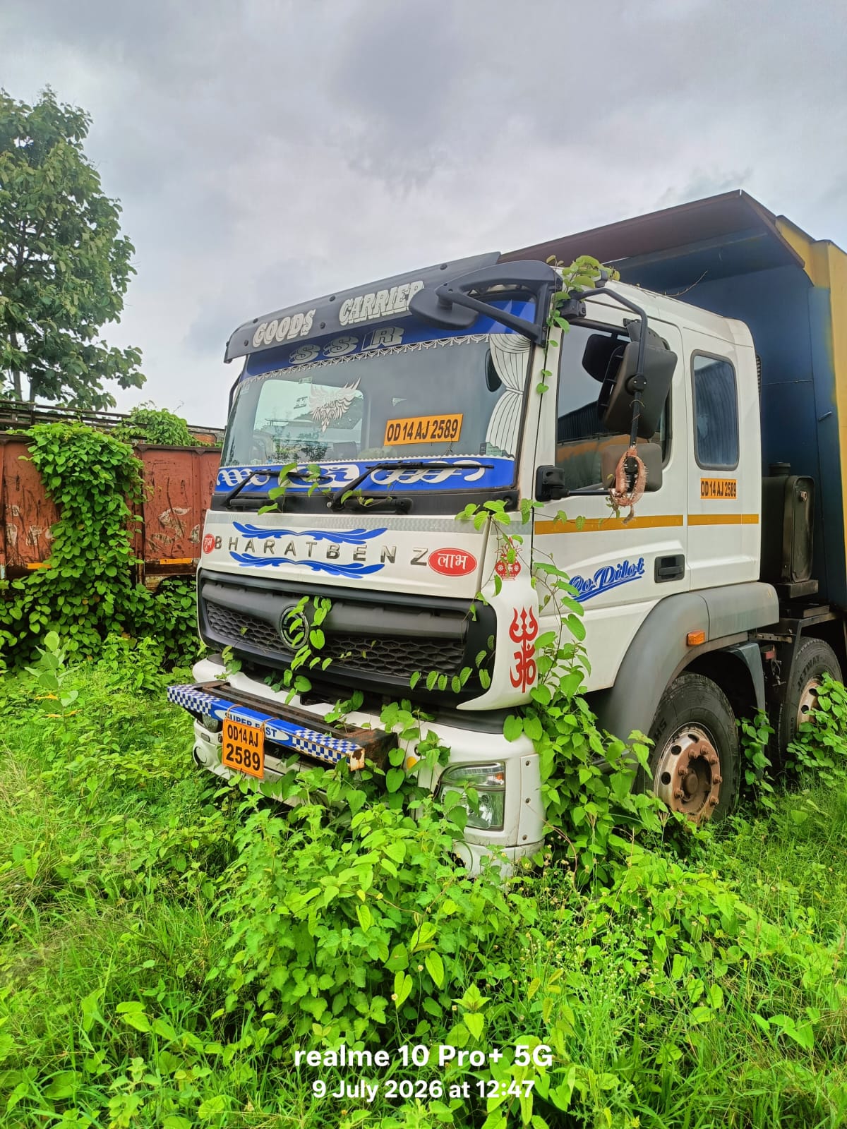 BHARAT BENZ 4228R 10X2, BSVI-1, REGD NO. OD 14 AJ 2589, DAILMER INDIA COMMERCIAL VEHICLES PVT. LTD. for sale in Sambalpur — photo 3