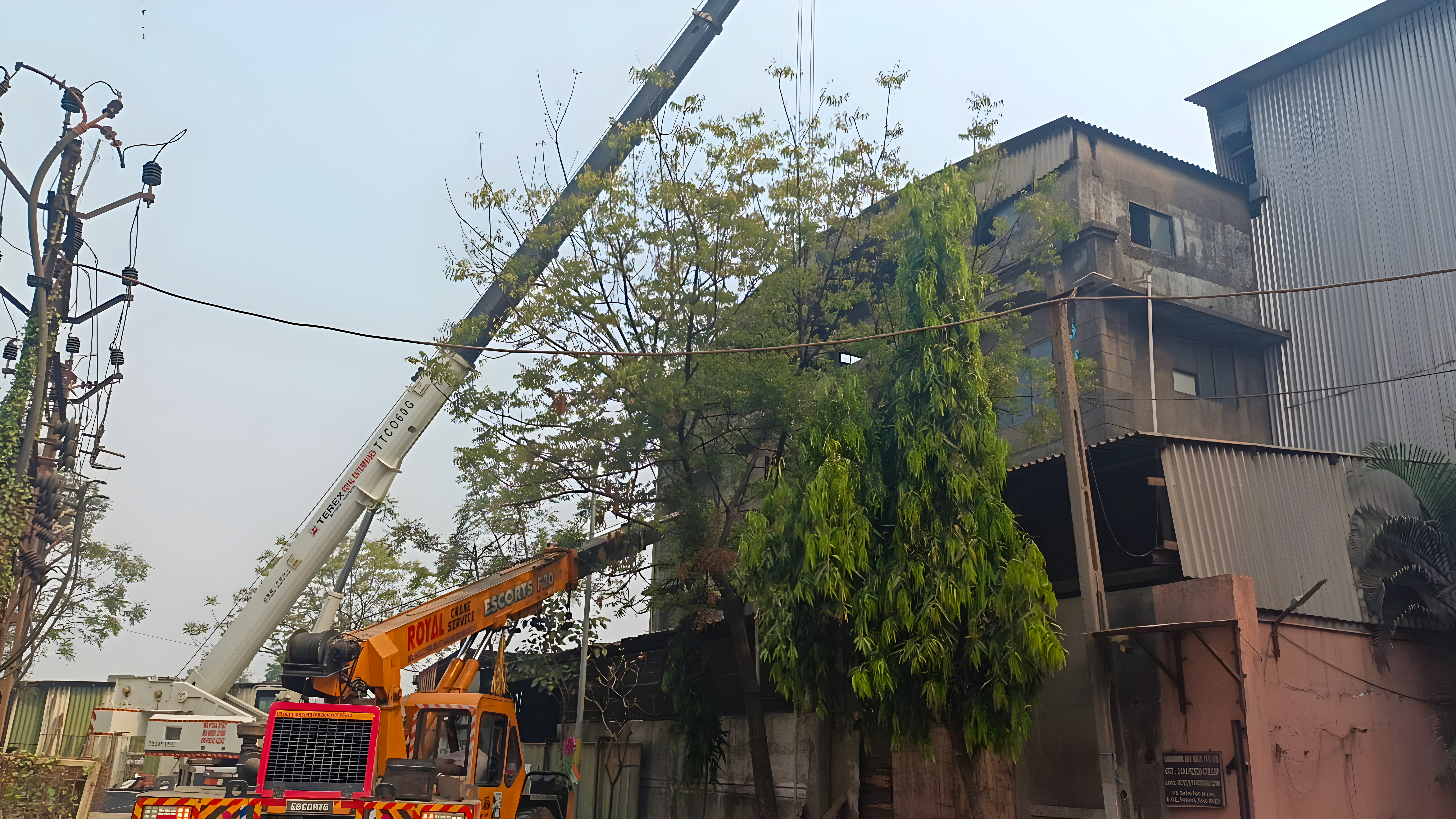 2879 square meter Industrial Plot with Factory Building for sale in PANDESARA GIDC Surat — photo 1