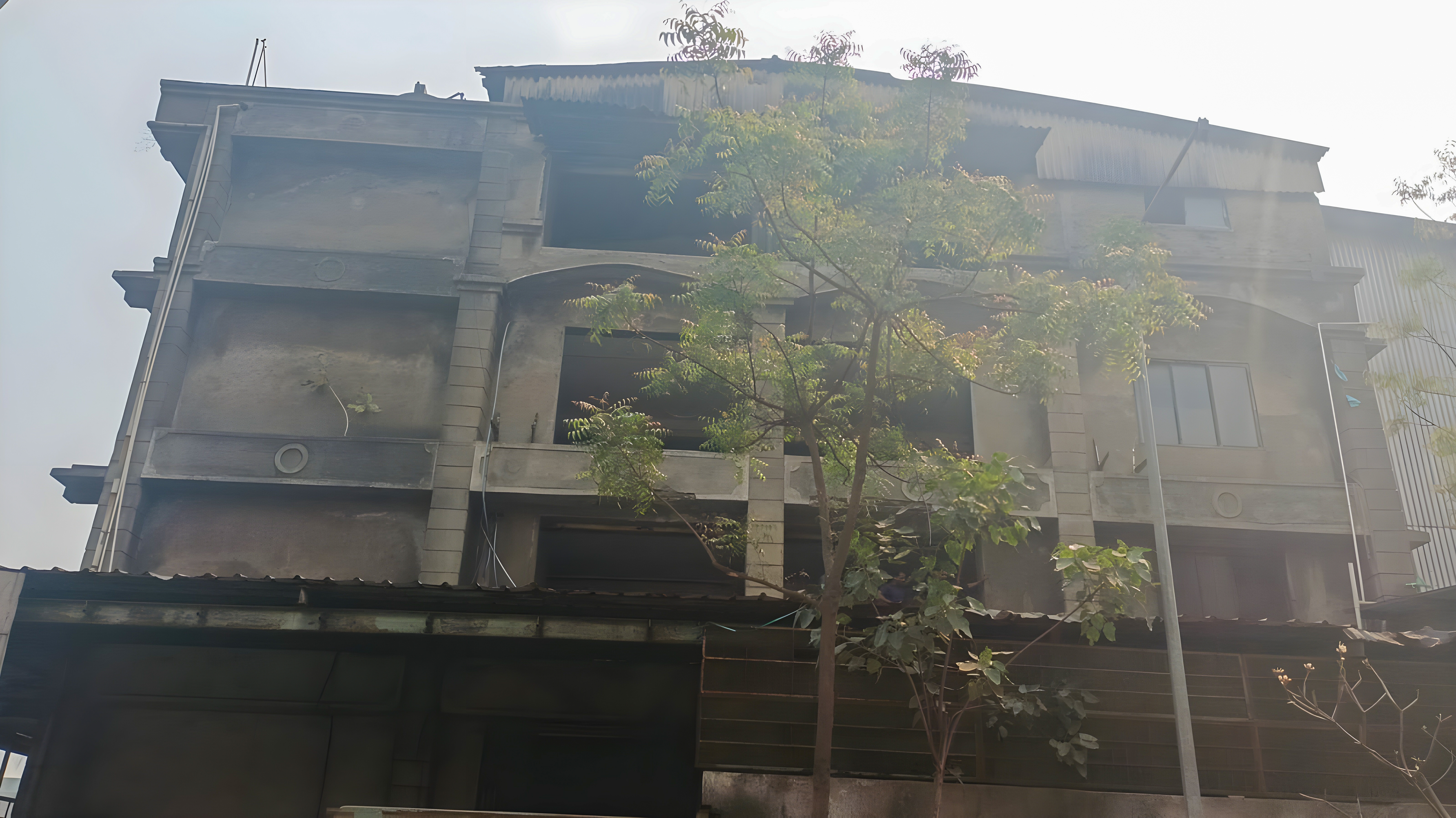 2879 square meter Industrial Plot with Factory Building for sale in PANDESARA GIDC Surat — photo 3