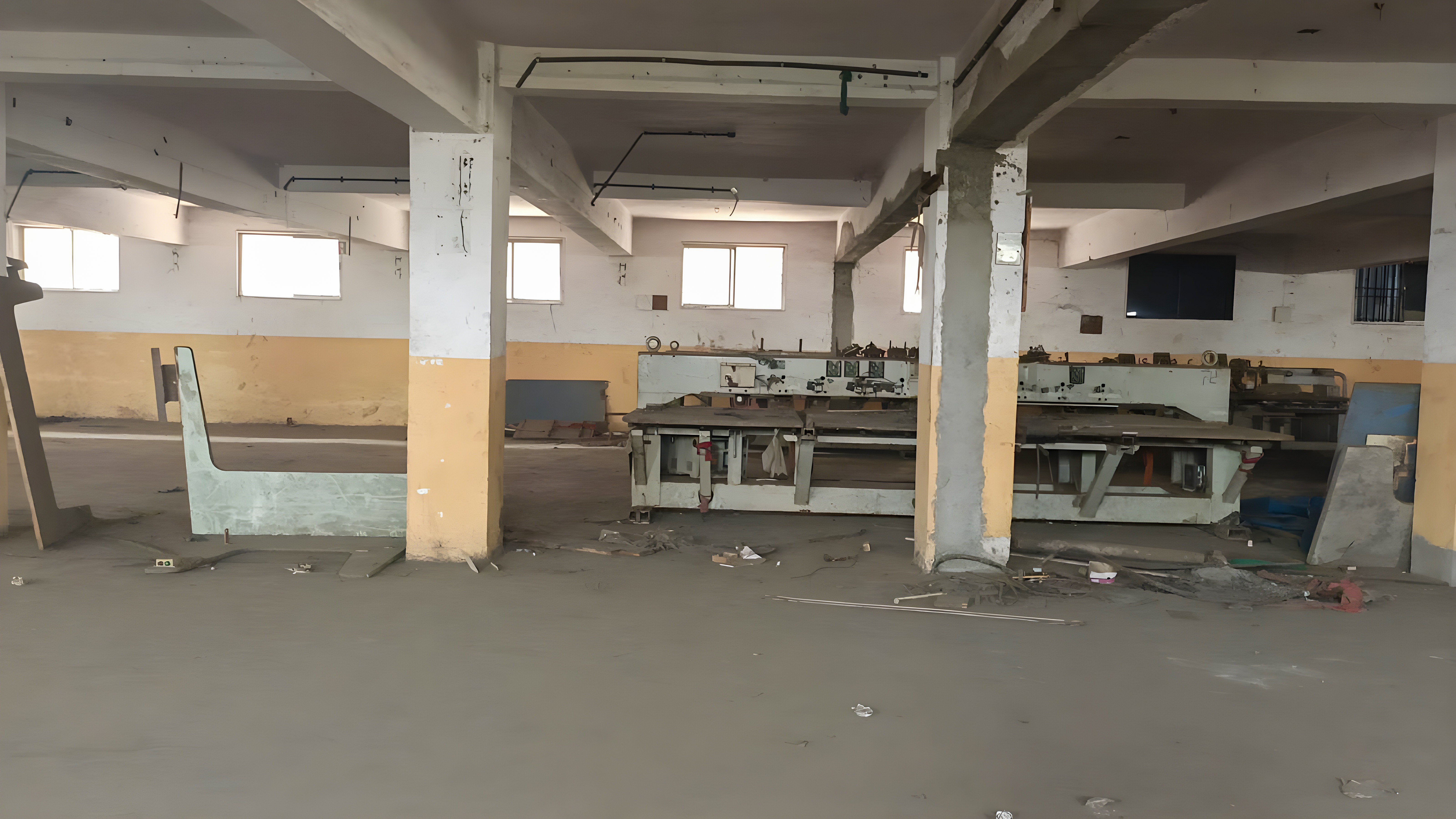 2879 square meter Industrial Plot with Factory Building for sale in PANDESARA GIDC Surat — photo 5
