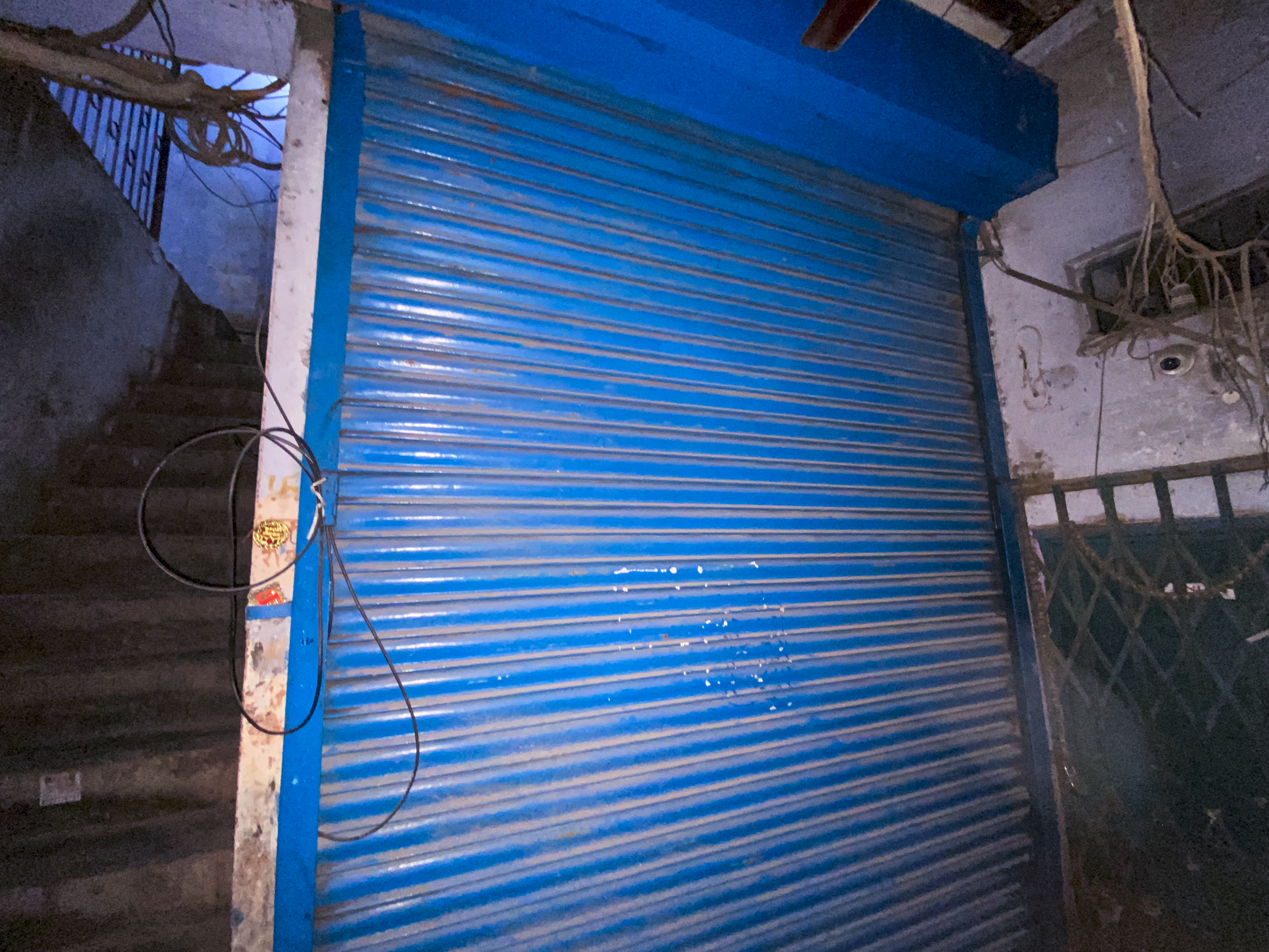9.26 square yard Shops for sale in Hauz Quazi New Delhi — photo 6