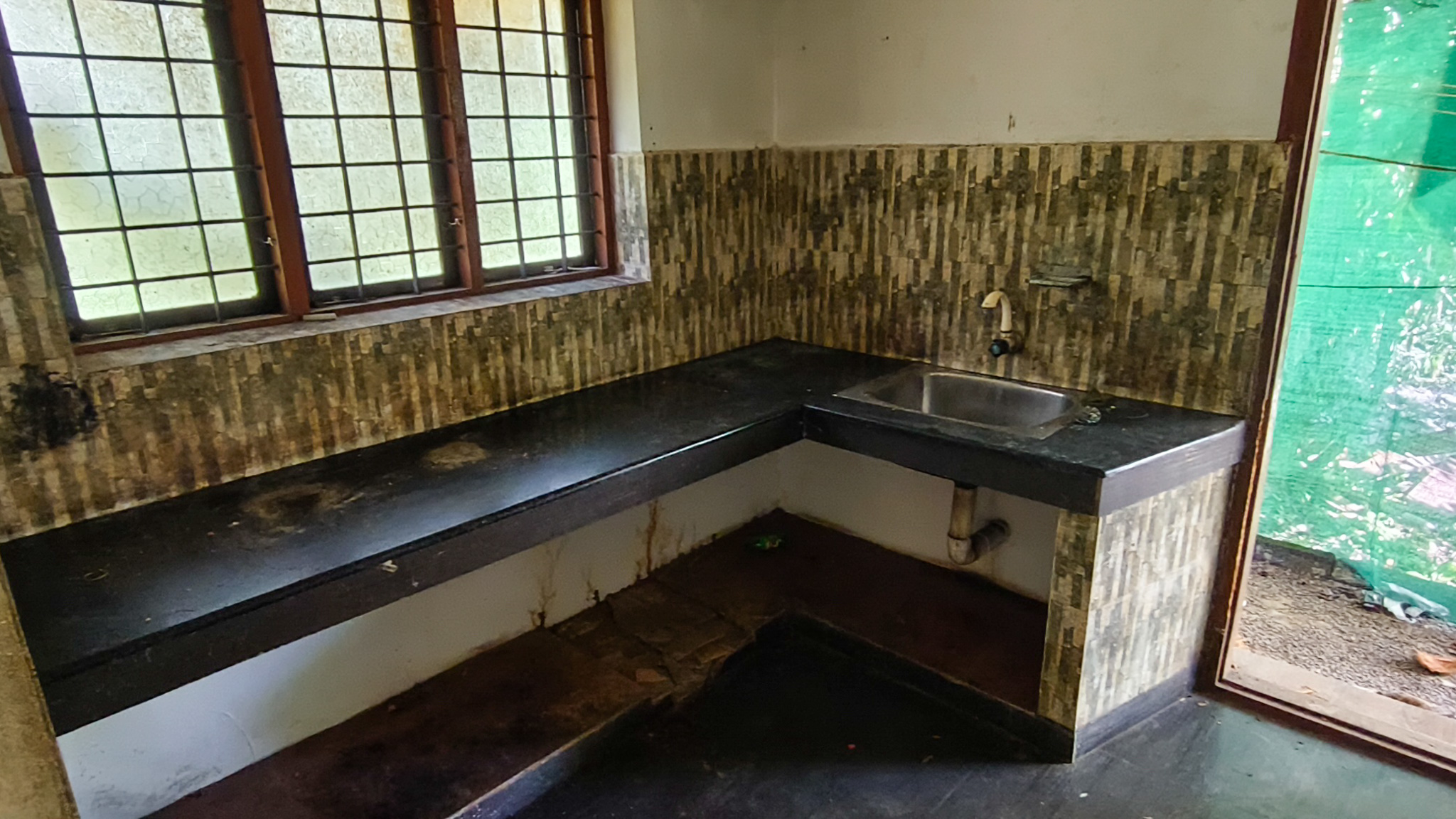 550 square feet Individual House for sale in Independent House, Amballoor Amballoor — photo 12
