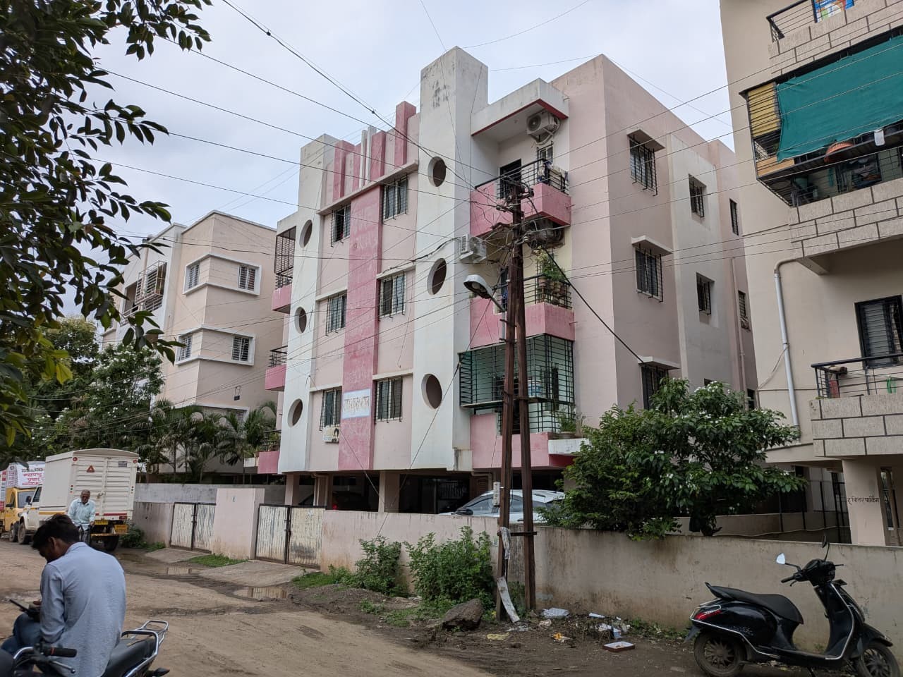 64 square meter Individual House for sale in Malegaon — photo 2
