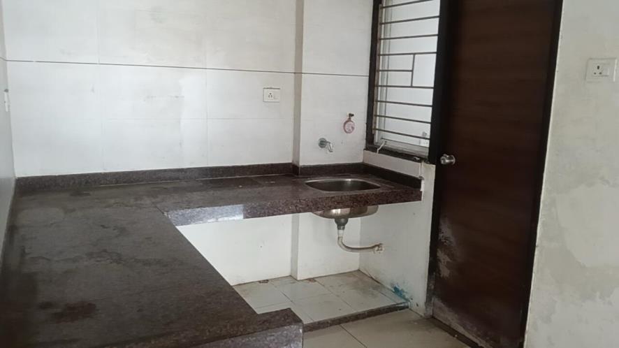 Flat for sale in Vadodara — photo 10