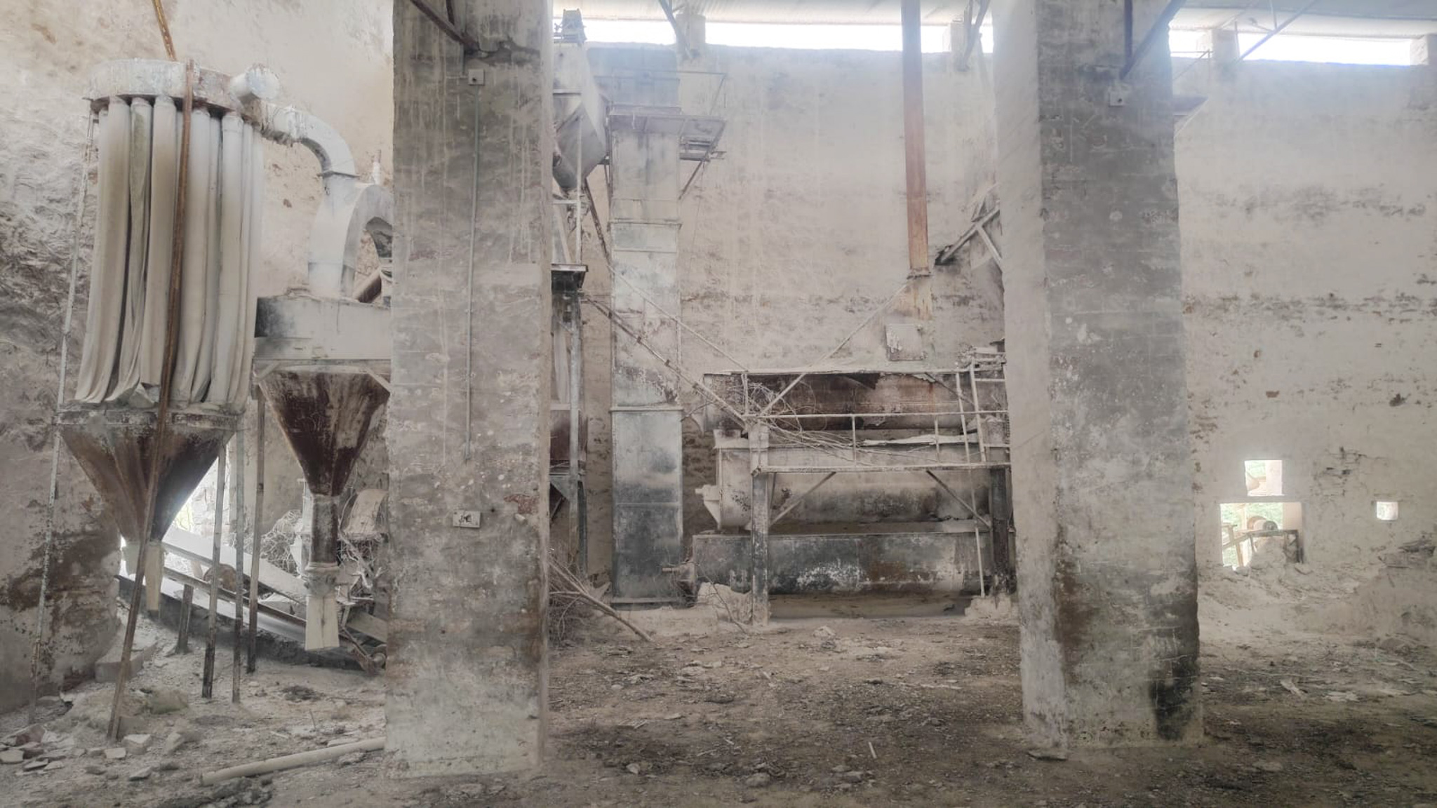 355.54 square meter Industrial Plot with Factory Building for sale in Pipar City — photo 1